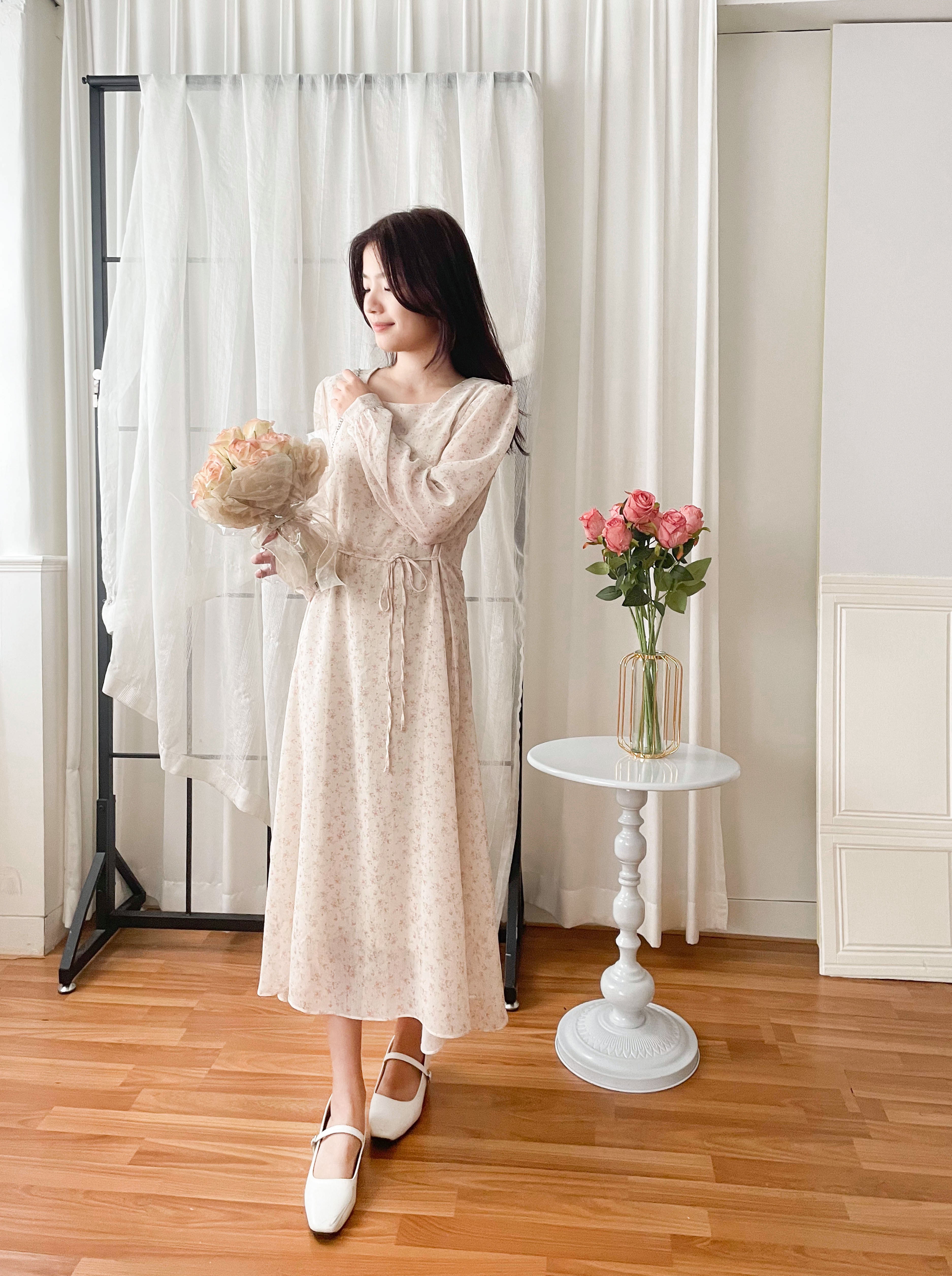 Garden Floral 輕盈方領雪紡碎花飄逸連身裙, Dress/ DS9349