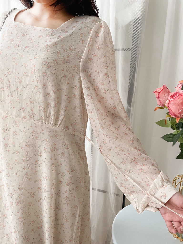 Garden Floral 輕盈方領雪紡碎花飄逸連身裙, Dress/ DS9349
