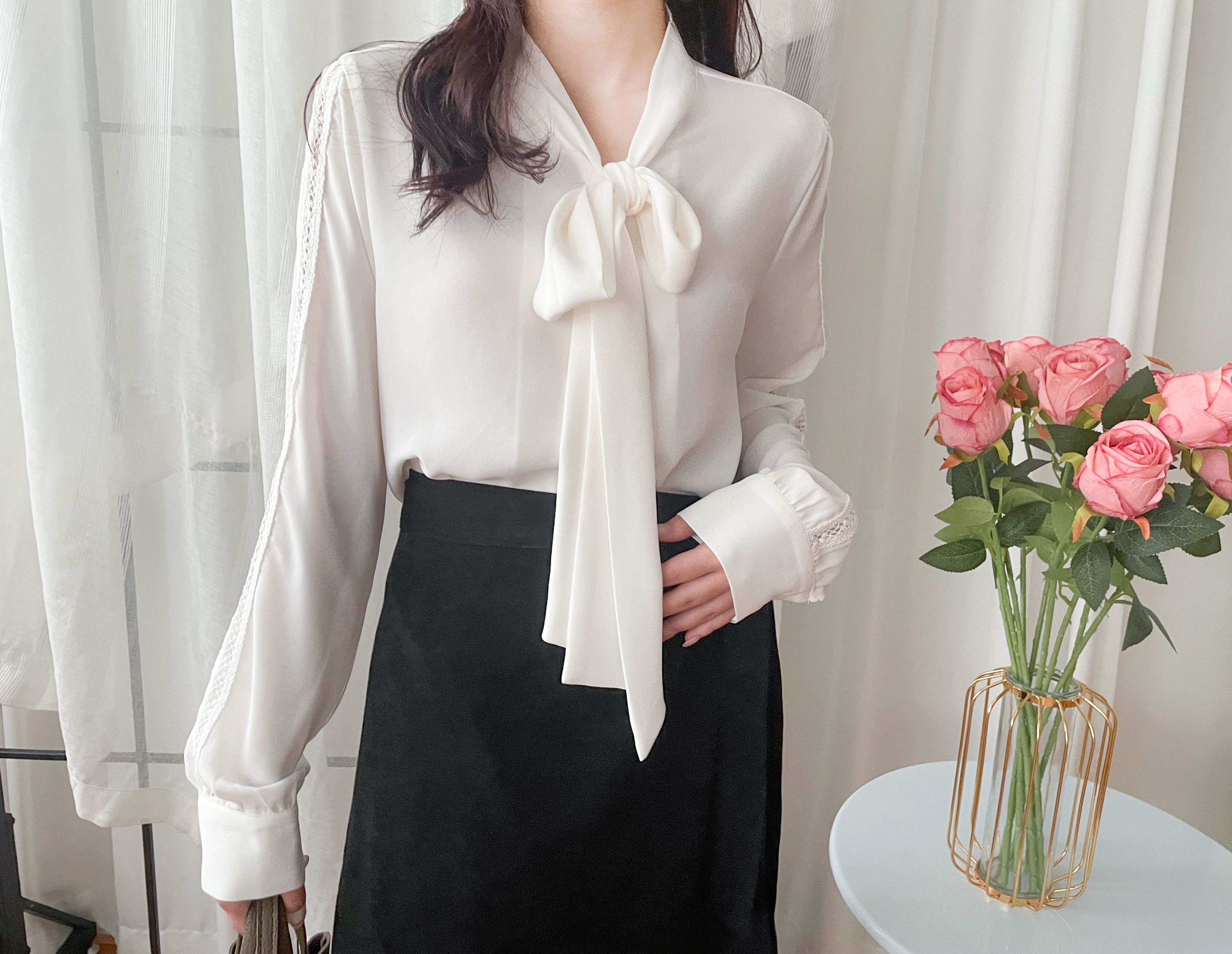 Floral Lace 雪紡絲帶領口通花線手袖, Blouse/ BU8977