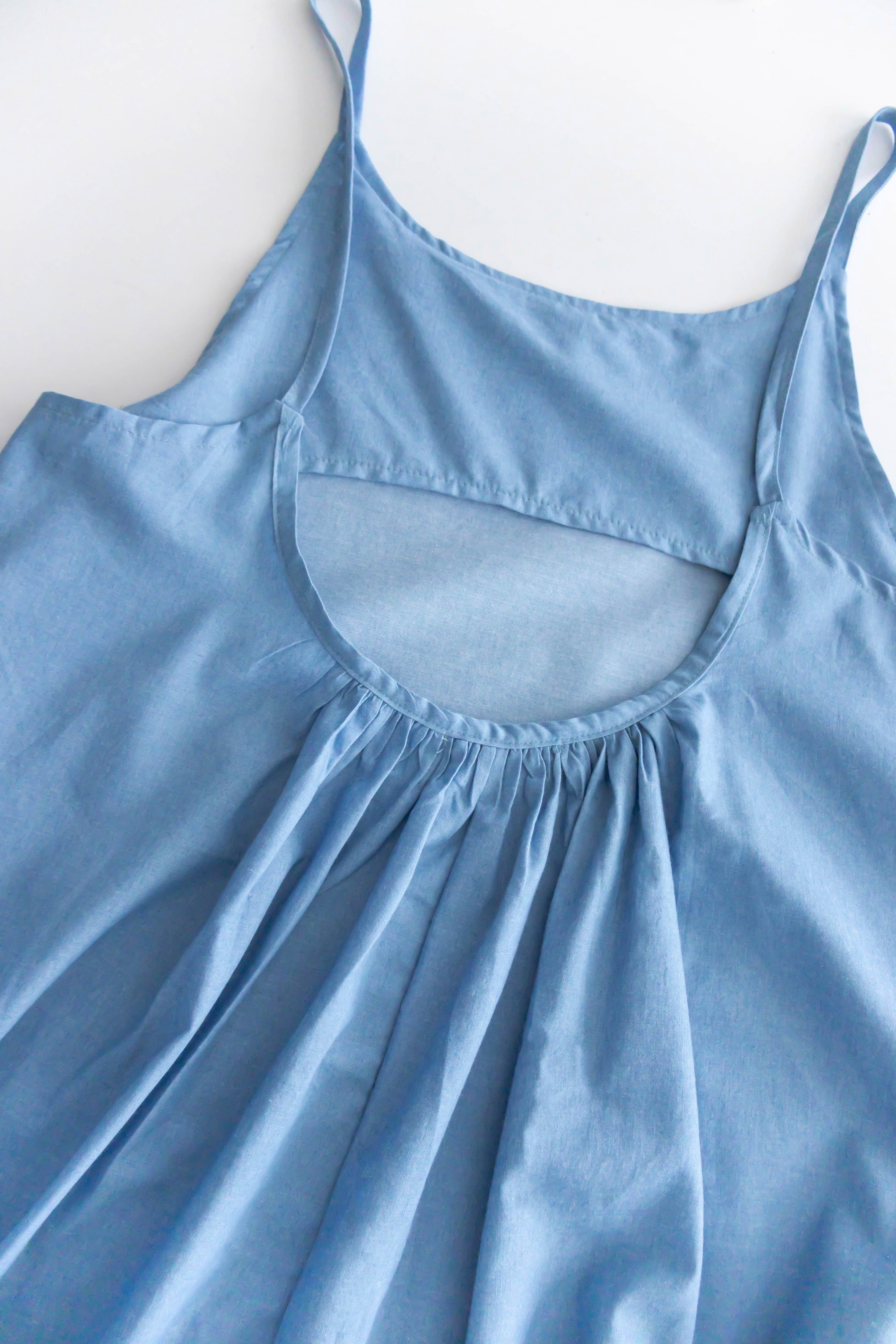 Denim Alice 背部設計吊帶口袋牛仔裙, Dress/ DS9304