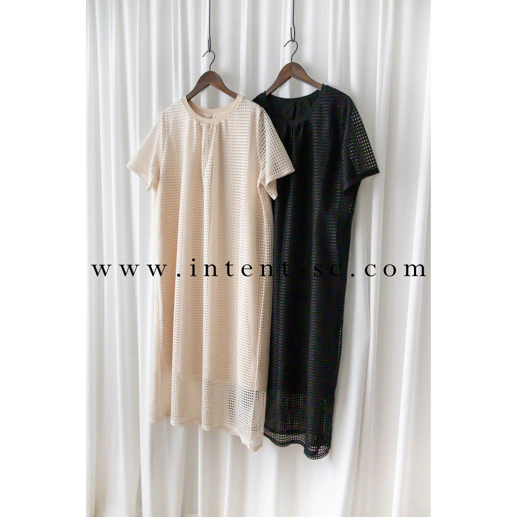 (售完即止款) Hollow 鏤空格仔設計連身長裙(連裡布), Dress/ DS9320 (black sold out)