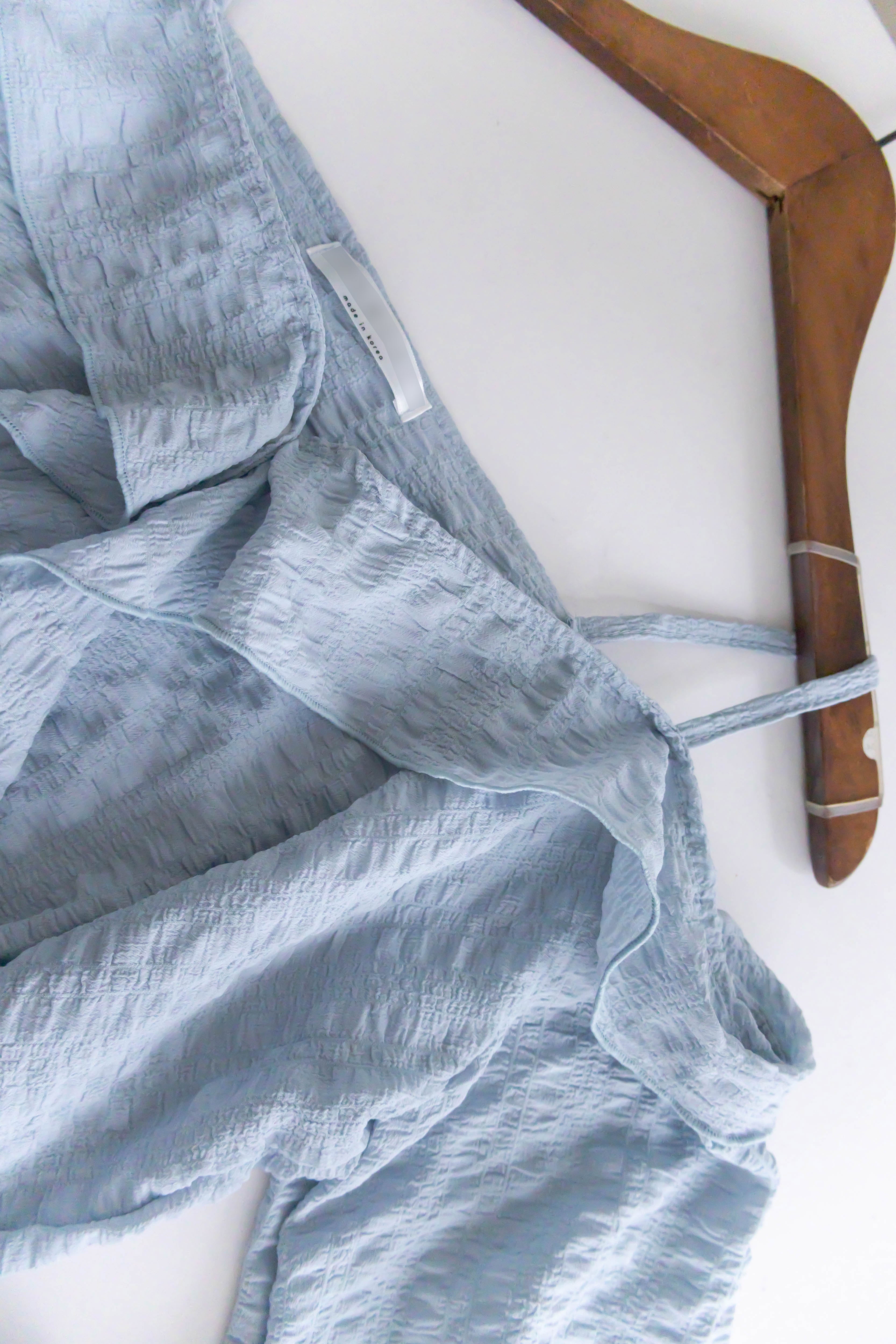 Ruffle Lady 荷葉邊仙氣短帶露肩上衣 ,Blouse/ BU8962 (lightblue sold out)
