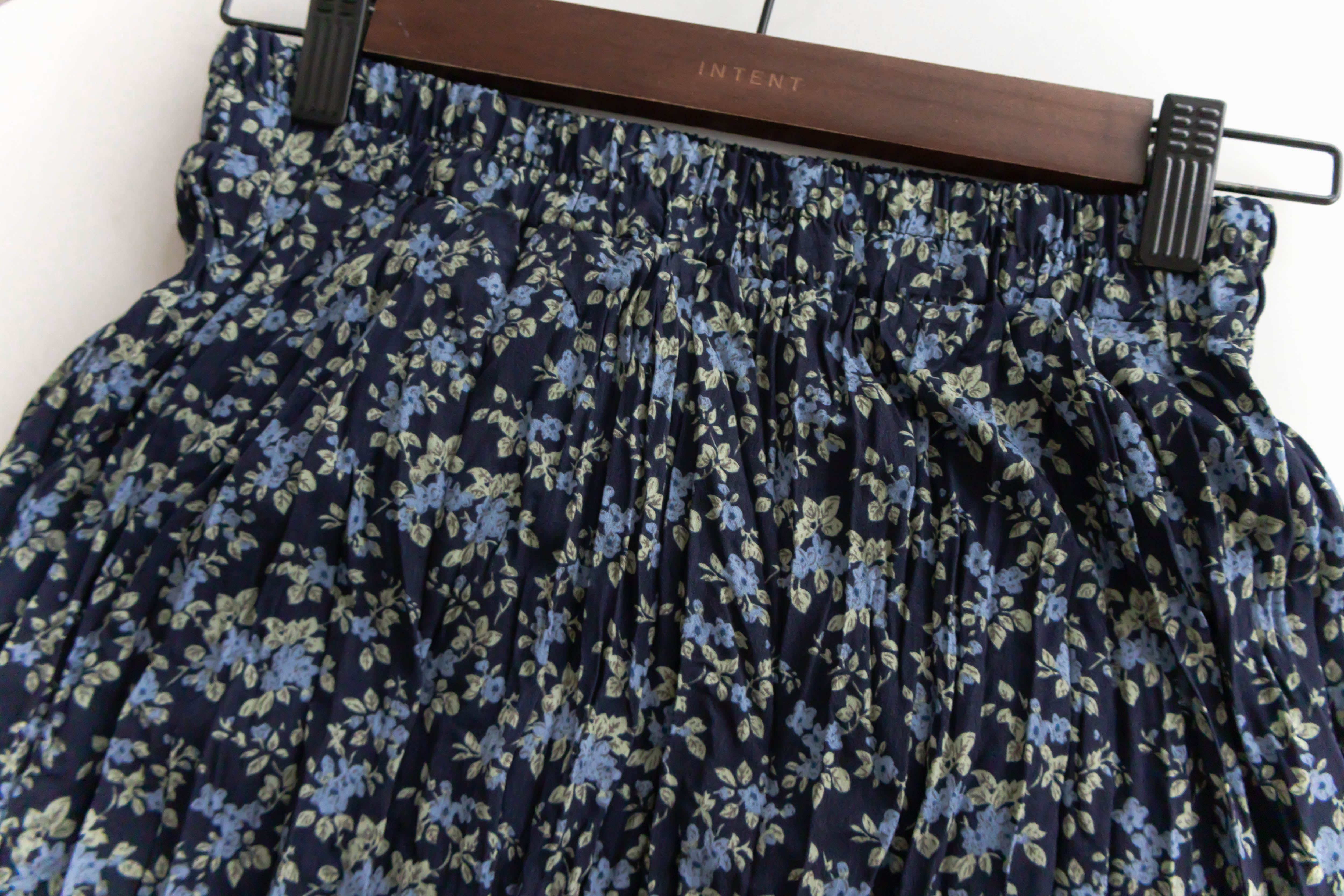 Blue Daisy 小藍花遮肉皺皺寬鬆直身, Skirt / SK8733