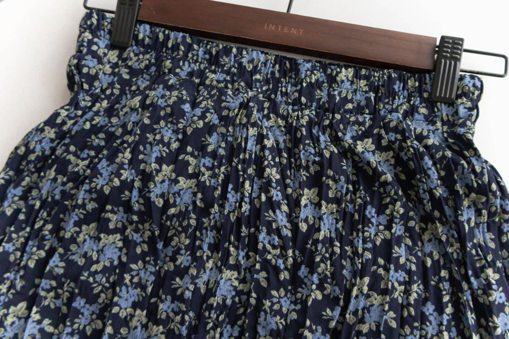 Blue Daisy 小藍花遮肉皺皺寬鬆直身, Skirt / SK8733