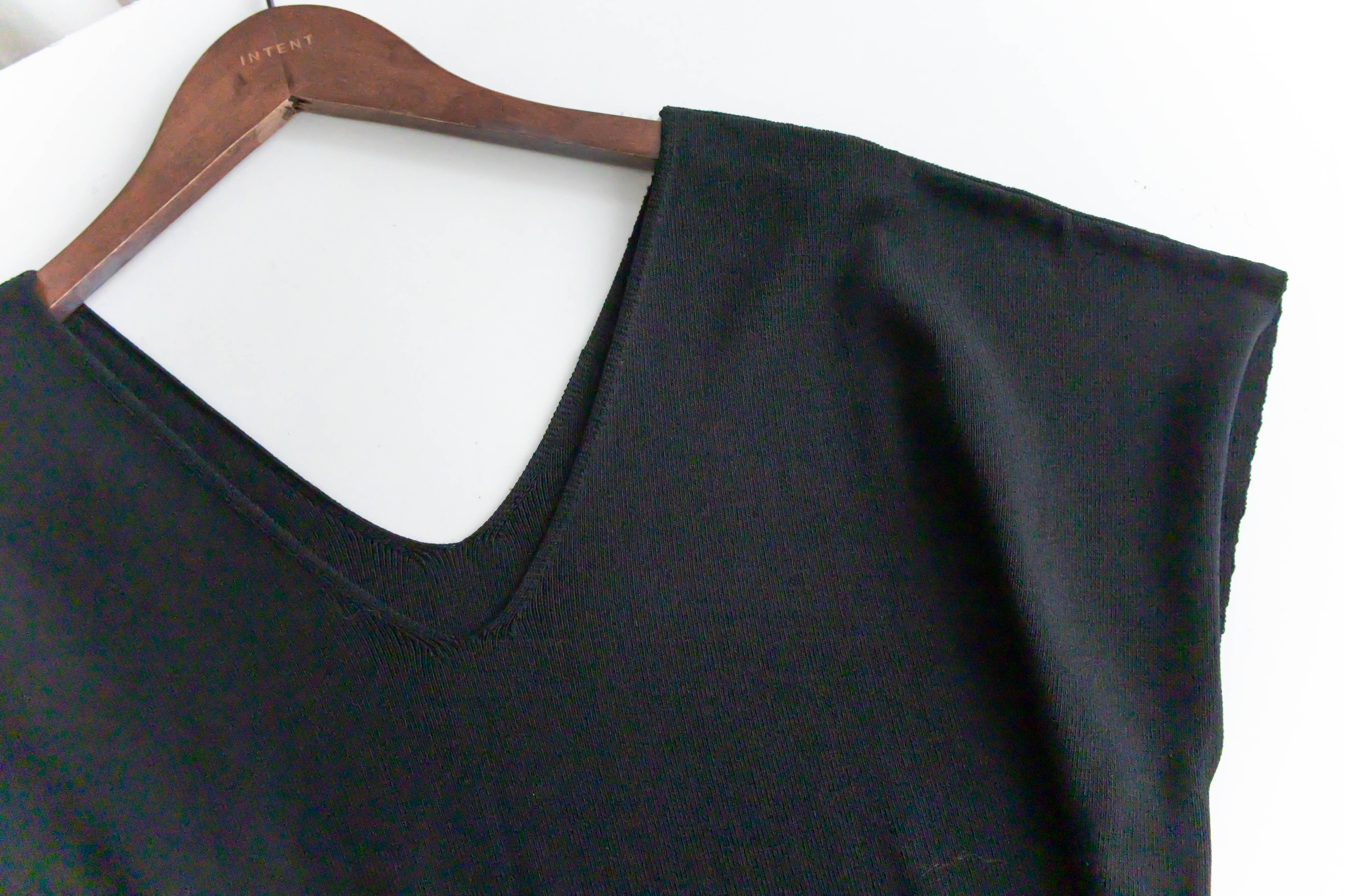 (售完即止款) Knit V領線料彈性氣質修腰溫柔連身裙, Dress/ DS9322 (Steelblue sold out)