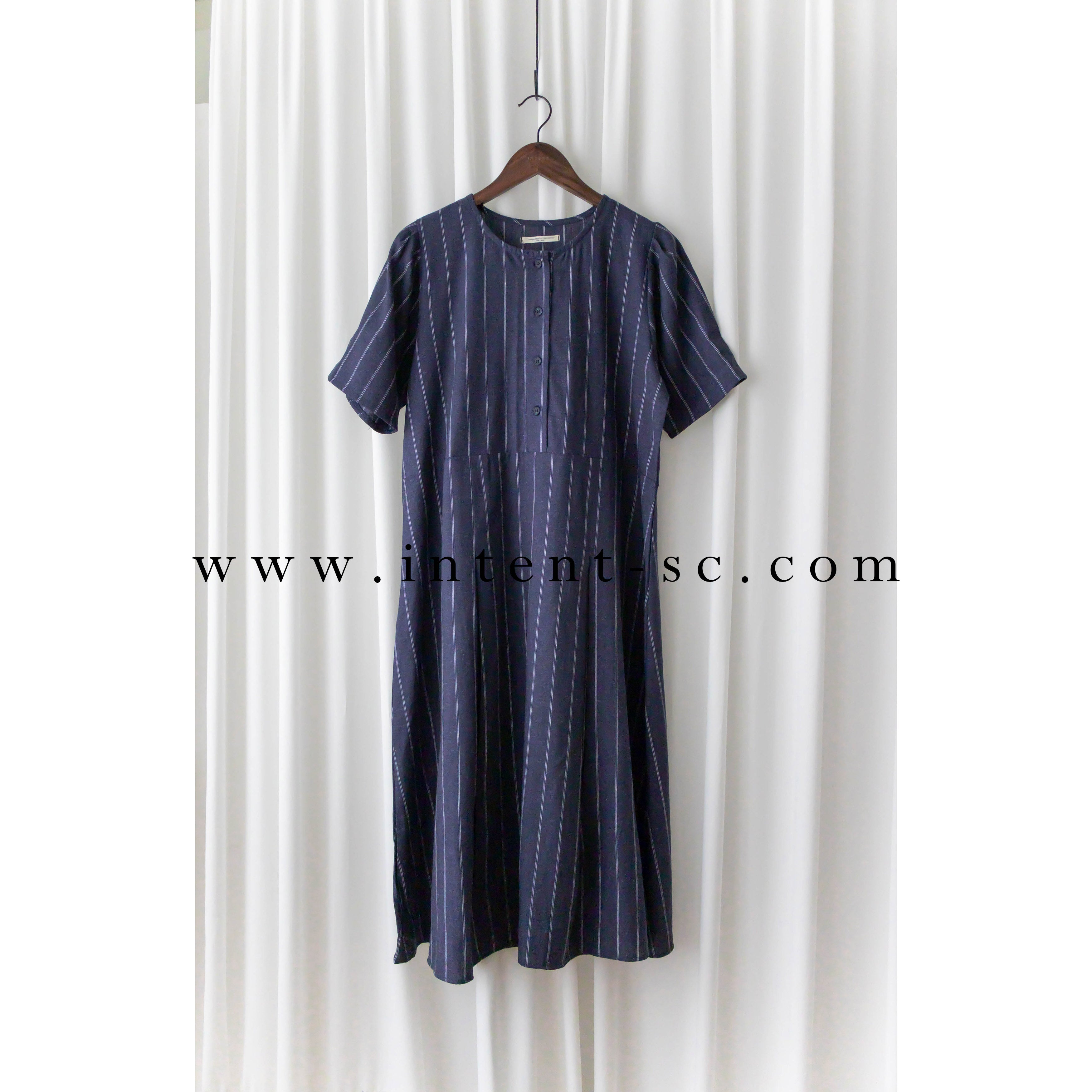 Navy Stripe 隨性防皺麻棉條紋高腰線裙擺車褶, Dress/ DS9312