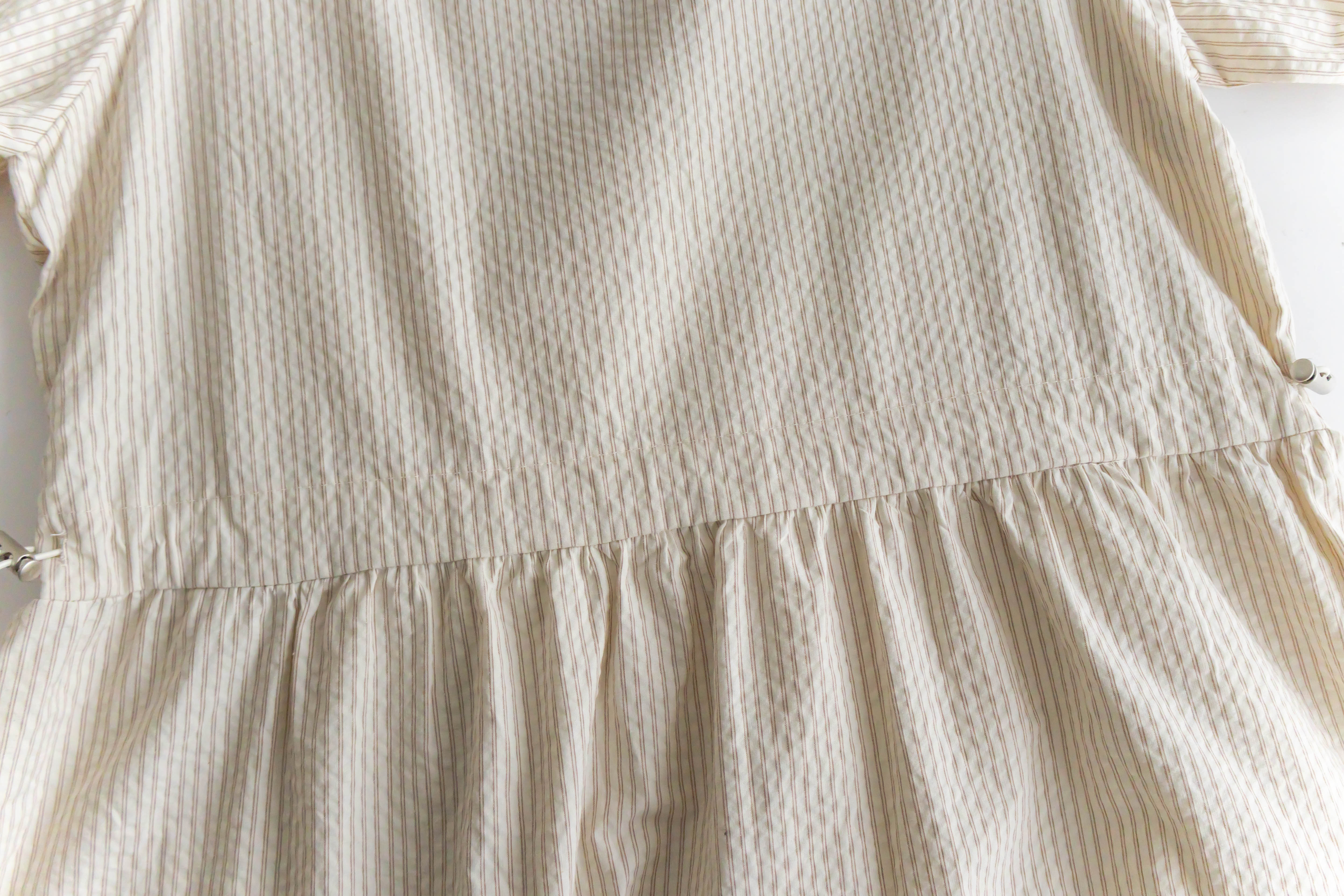 Beige Stripe 杏色淺條紋溫柔感修腰連身裙, Dress/ DS9315