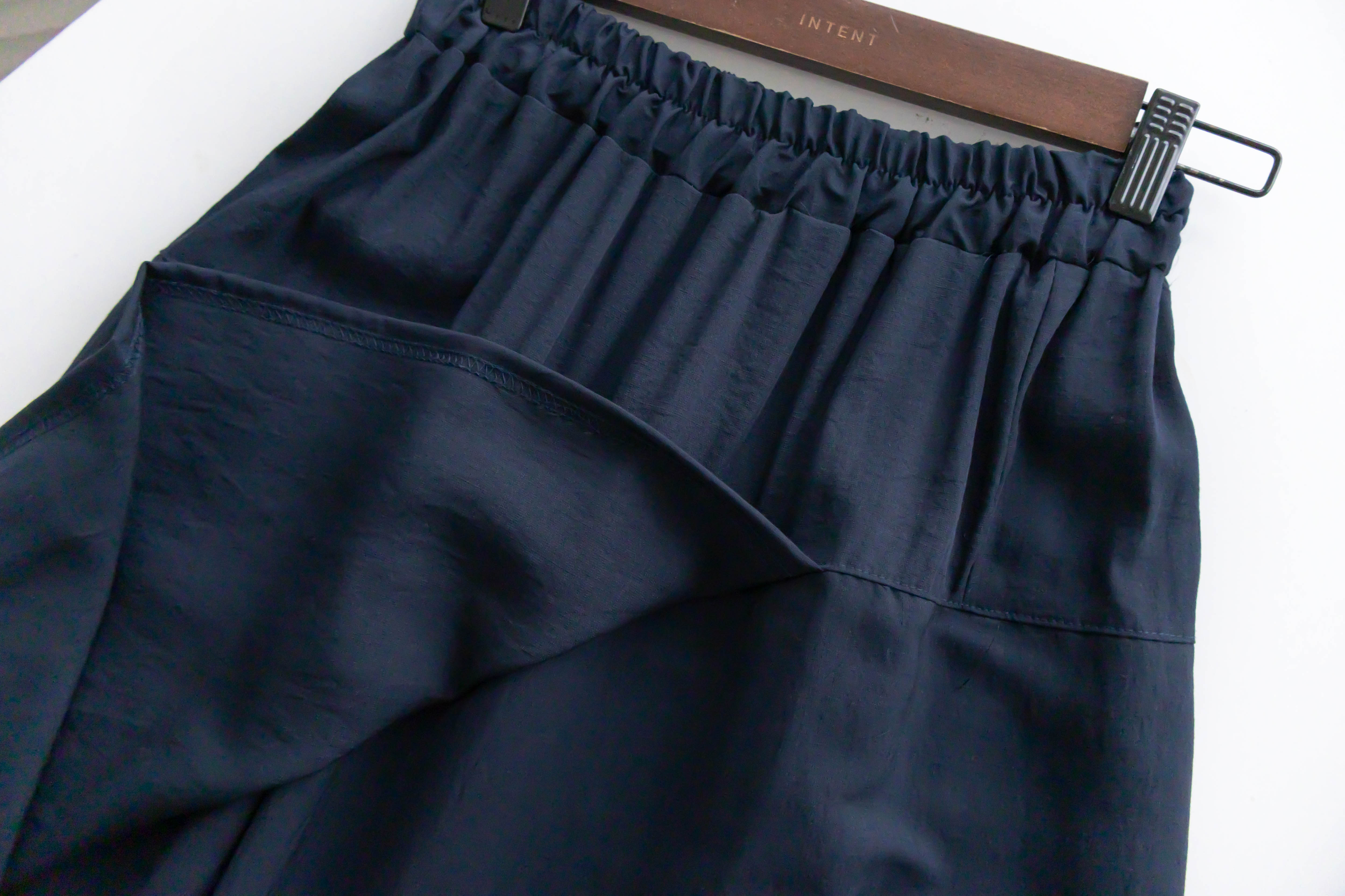 Not A Skirt 深藍腰下開叉交疊內裙褲, Pants/ SK8735