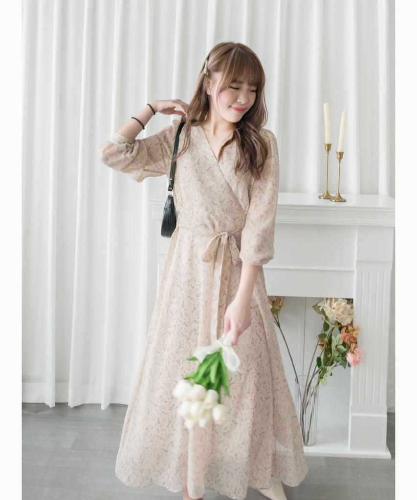 Lavender Floral 彩色幾何薰衣草疊領口飄逸雪紡連身裙, Dress/ DS9328
