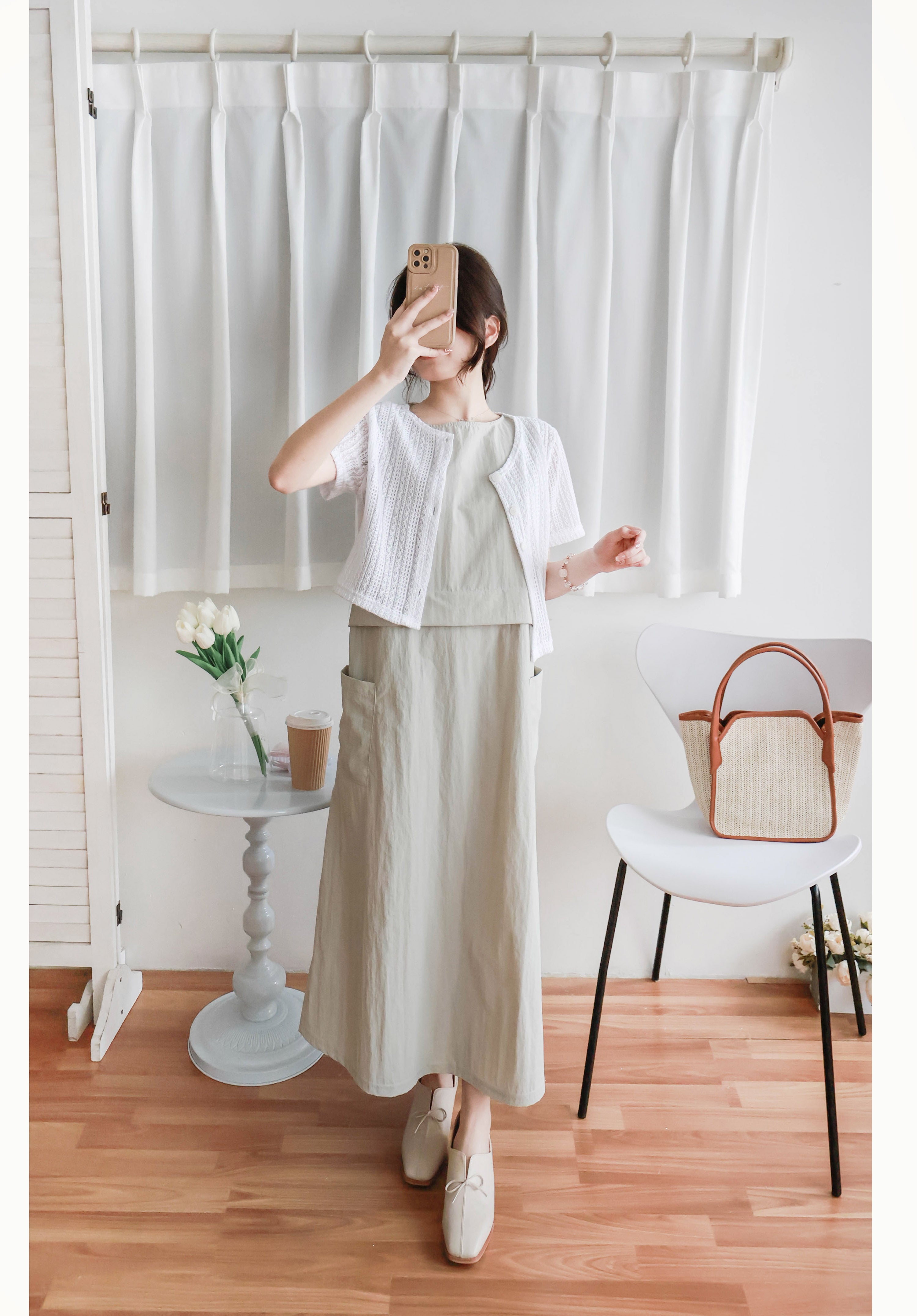 Hollow 幾何織紋排鈕扣百搭微短, Top or Outer/ TP8878 (black sold out)