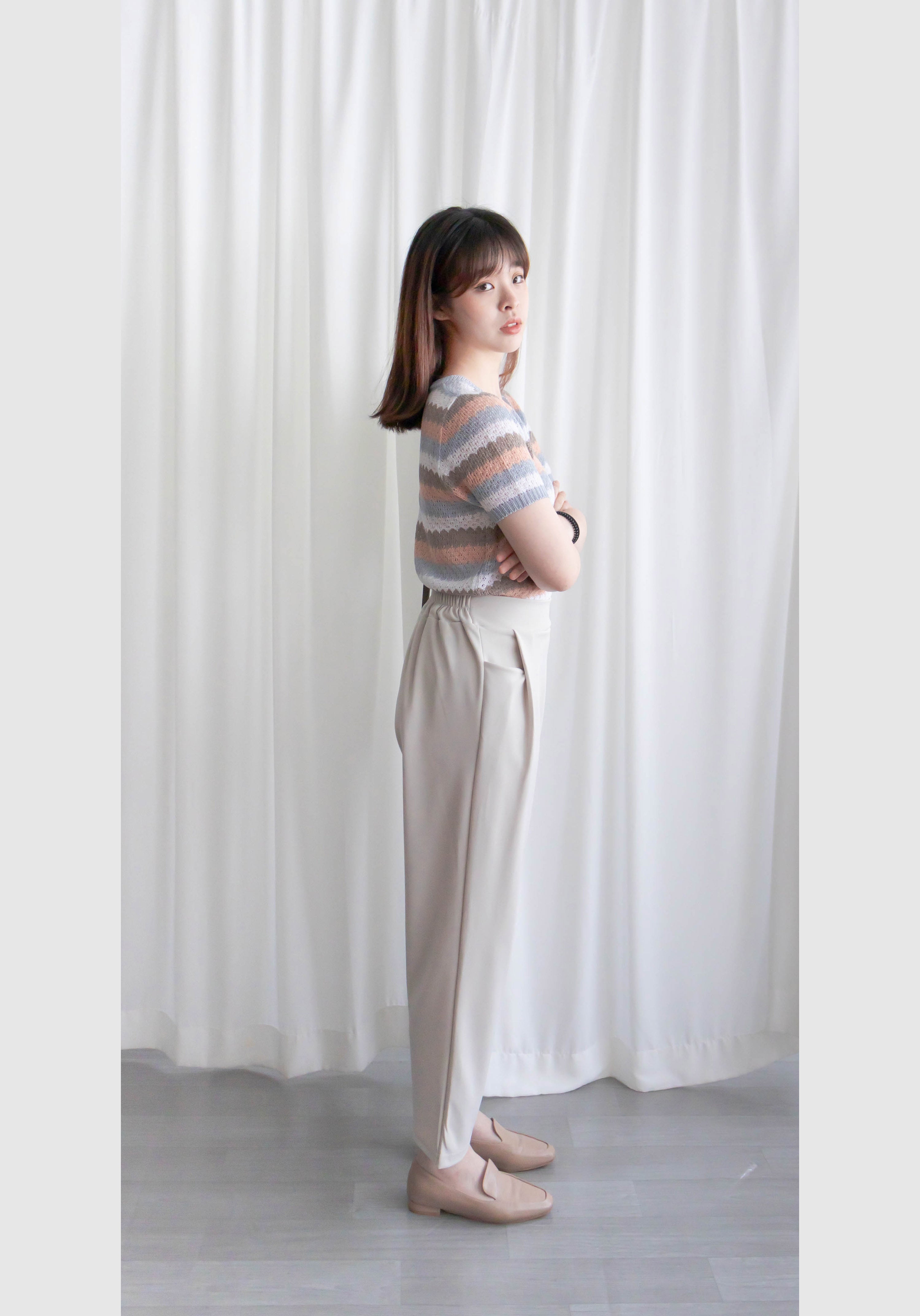 Wavy Flower 大圓領彩色花邊織紋彈性上衣, Top / TP8861 (light blue sold out)