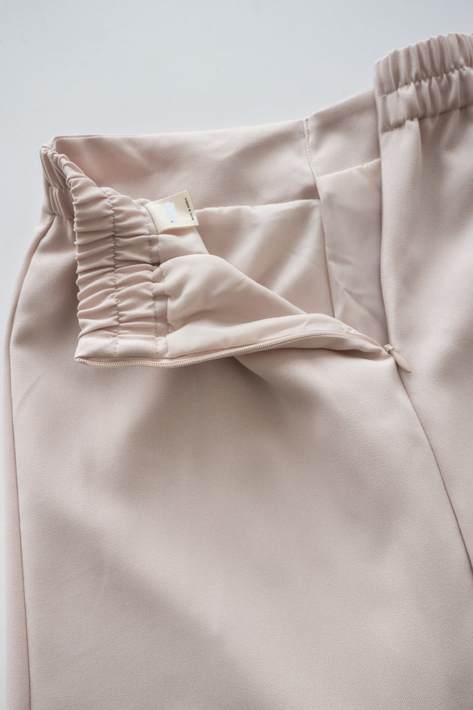 Side Buckle 不對稱交叉方扣半身裙, Skirt/ SK8707 (beige sold out)