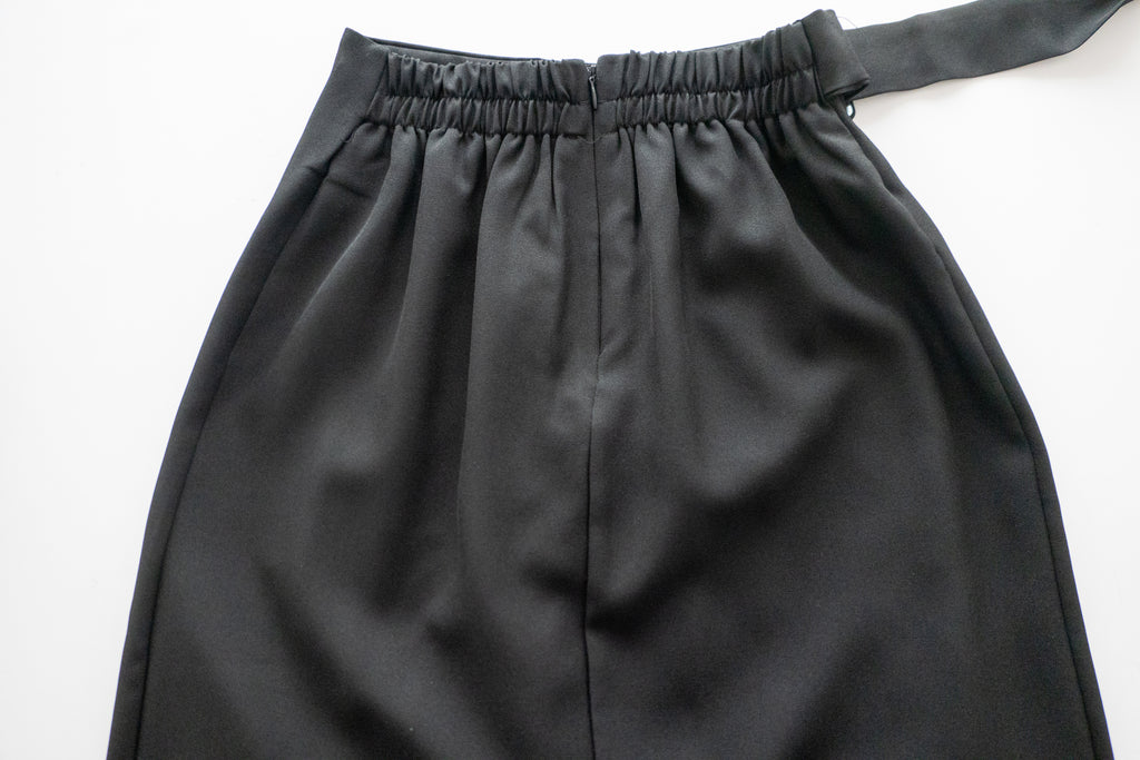 Side Buckle 不對稱交叉方扣半身裙, Skirt/ SK8707 (beige sold out)