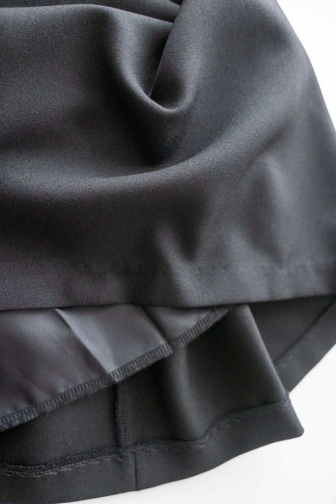 Side Buckle 不對稱交叉方扣半身裙, Skirt/ SK8707 (beige sold out)