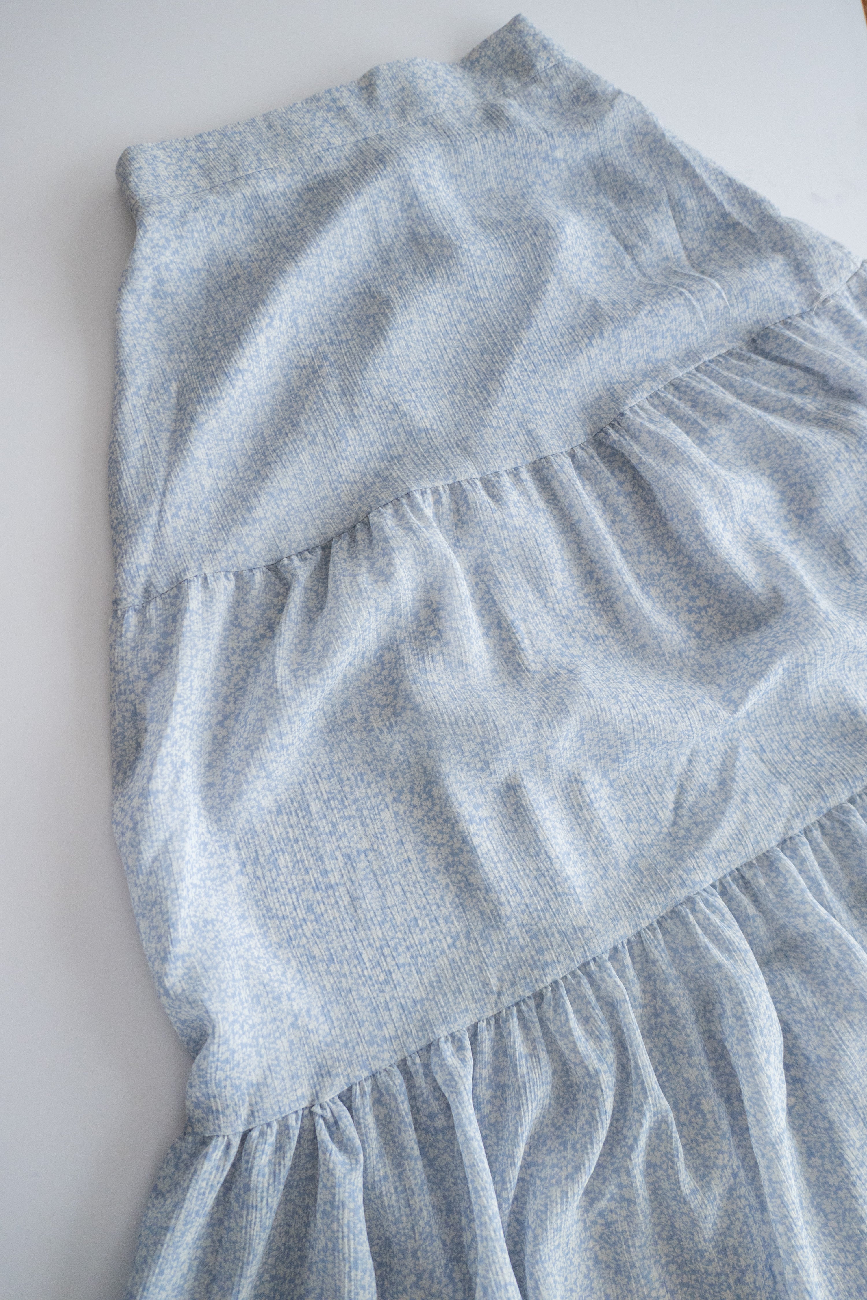 Chiffon Floral 低調白花傘型魚尾修腰半身裙, Skirt/ SK8709