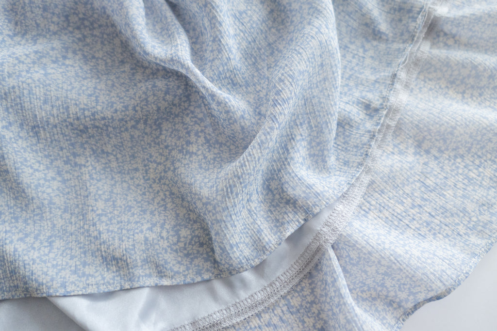 Chiffon Floral 低調白花傘型魚尾修腰半身裙, Skirt/ SK8709