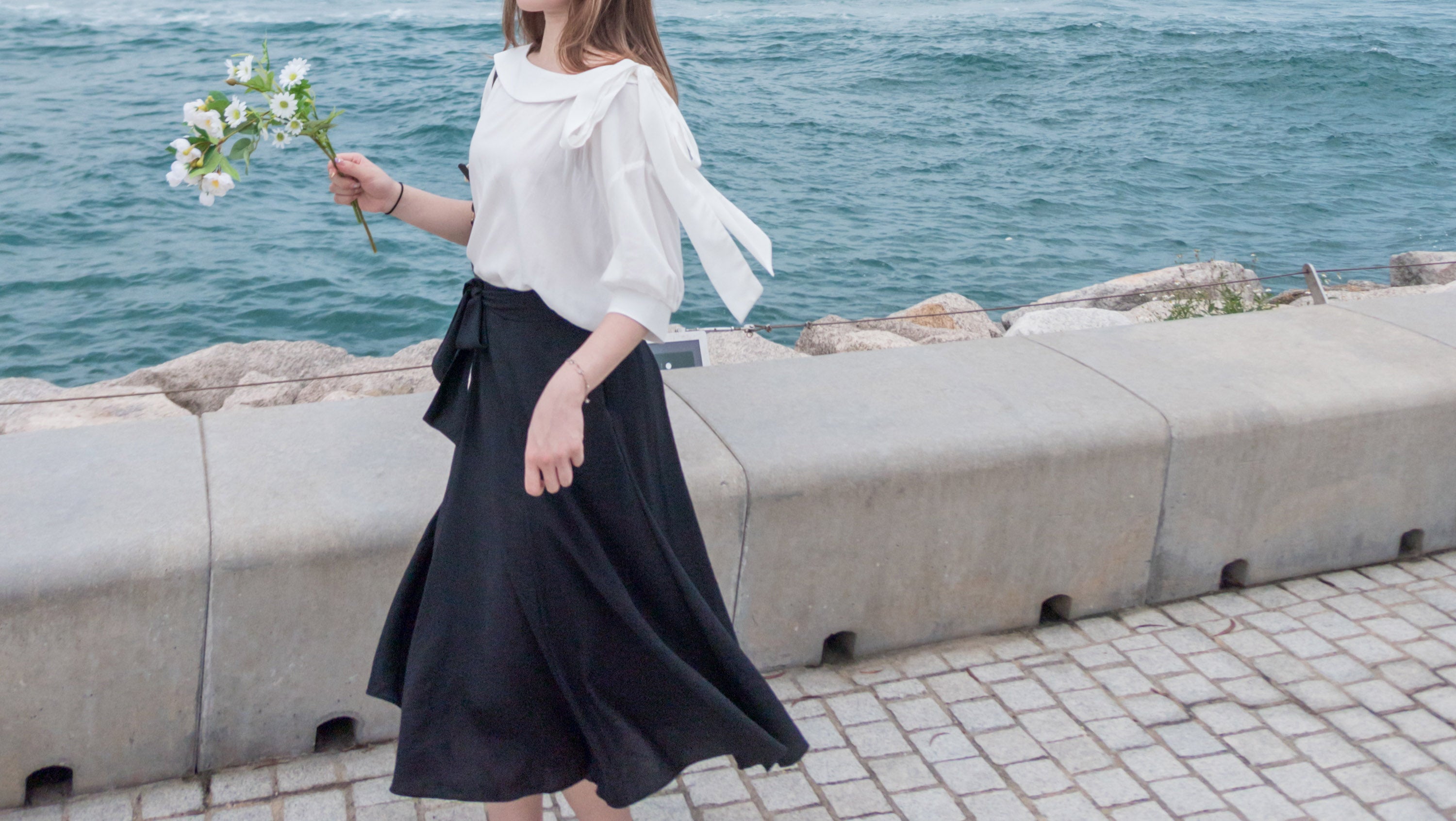 Flair 微皺百搭綁帶車拼浪漫飄逸傘裙, skirt/ SK8706 (black sold out)