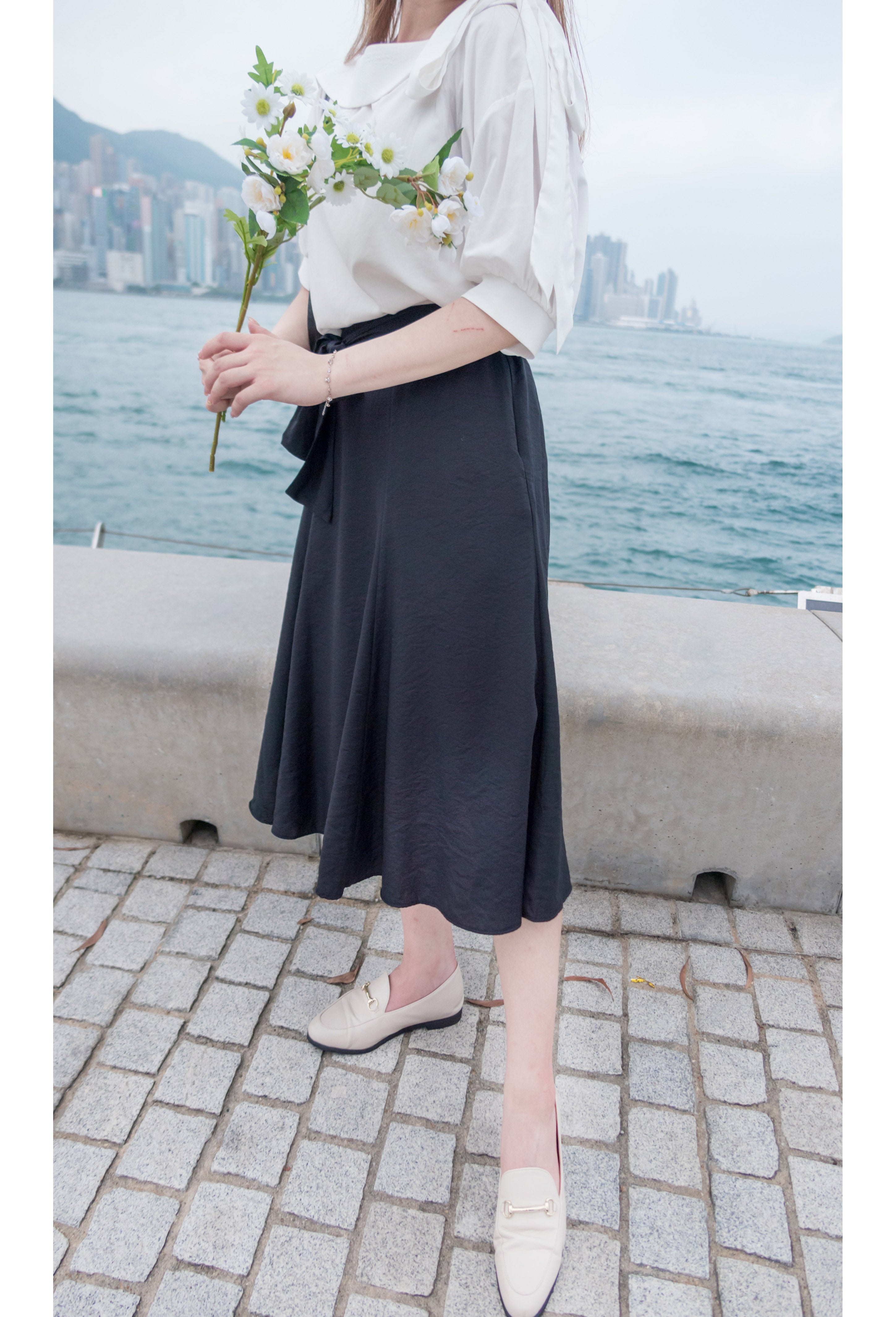 Flair 微皺百搭綁帶車拼浪漫飄逸傘裙, skirt/ SK8706 (black sold out)