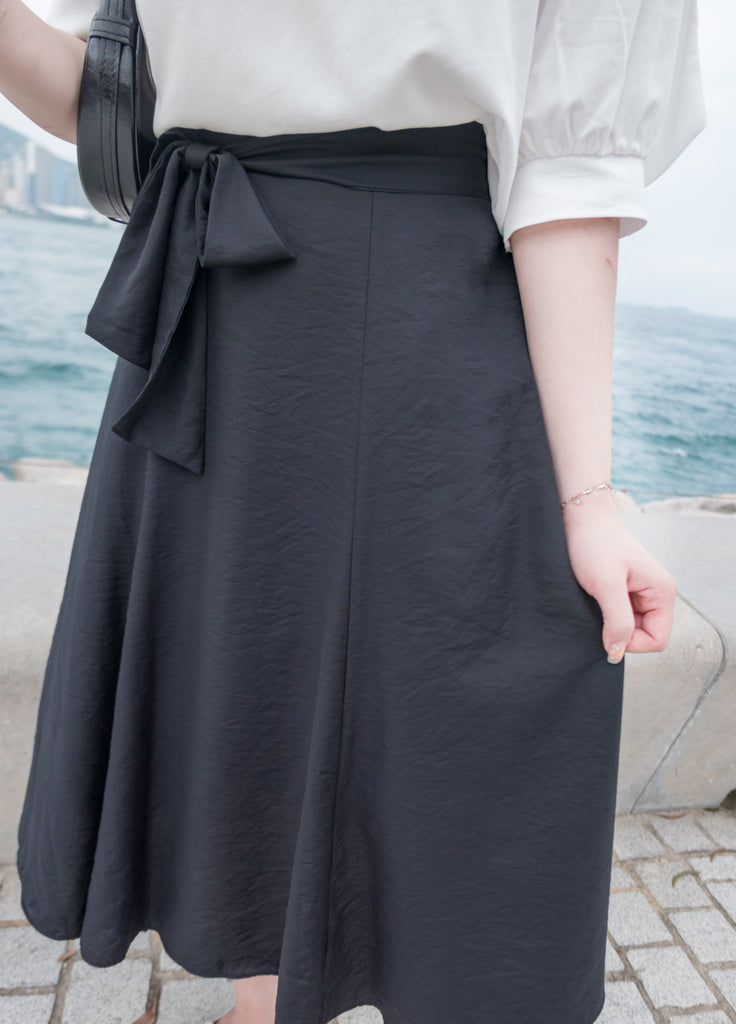 Flair 微皺百搭綁帶車拼浪漫飄逸傘裙, skirt/ SK8706 (black sold out)