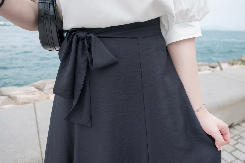 Flair 微皺百搭綁帶車拼浪漫飄逸傘裙, skirt/ SK8706 (black sold out)