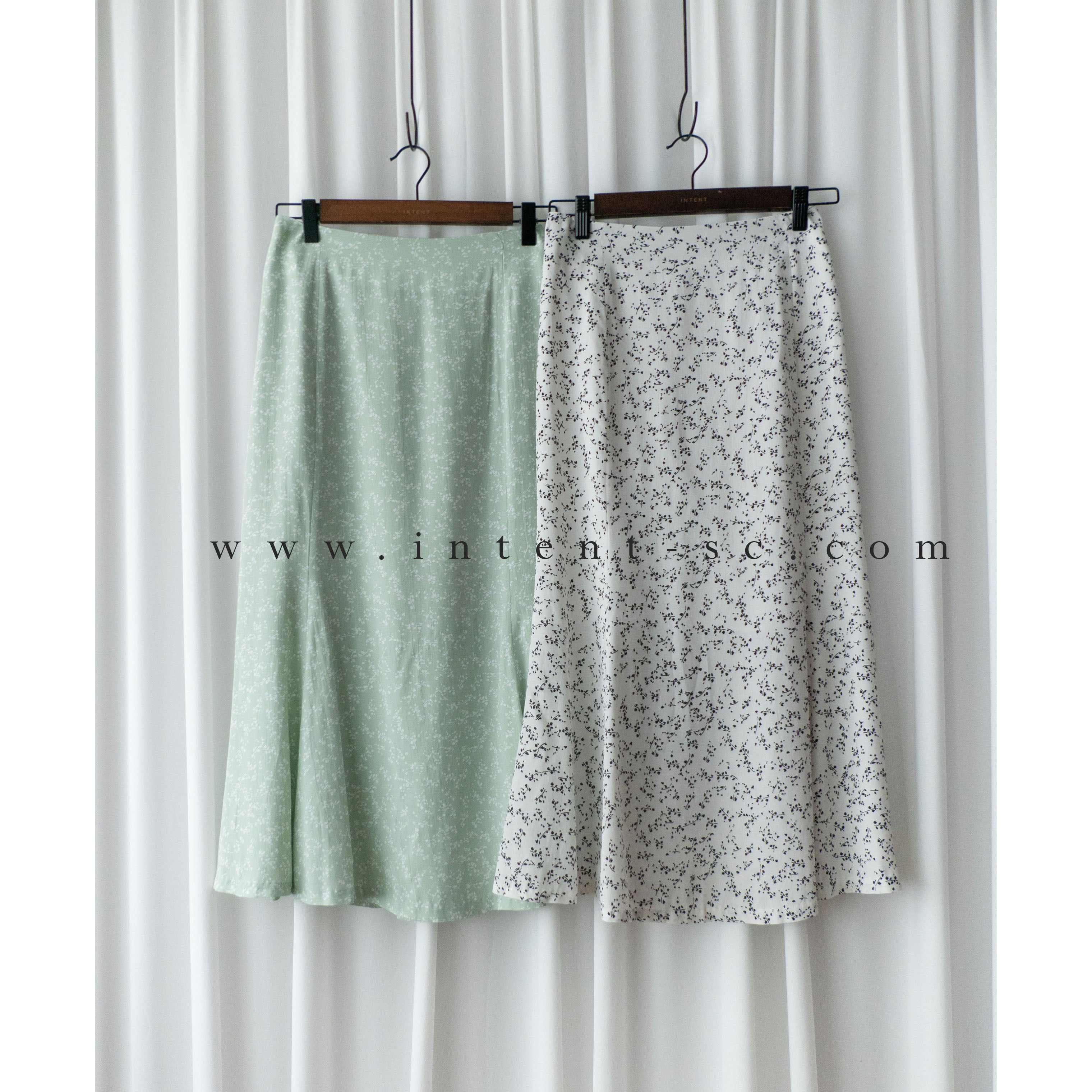 Shadow fishtail 影子印花輕盈日常魚尾裙擺, Skirt/ SK8714 (mint sold out)