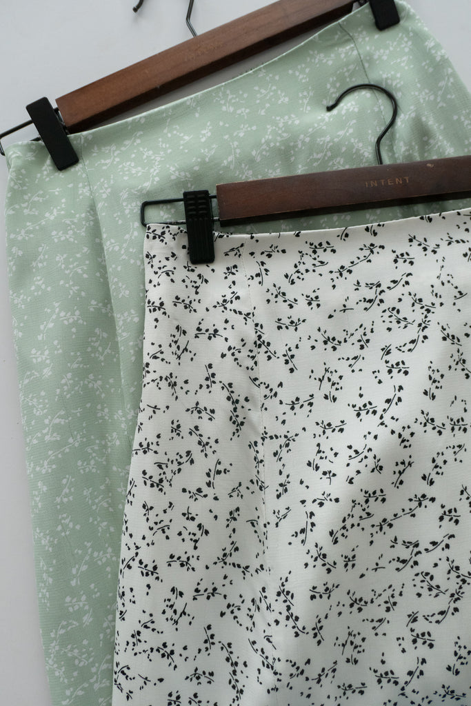 Shadow fishtail 影子印花輕盈日常魚尾裙擺, Skirt/ SK8714 (mint sold out)