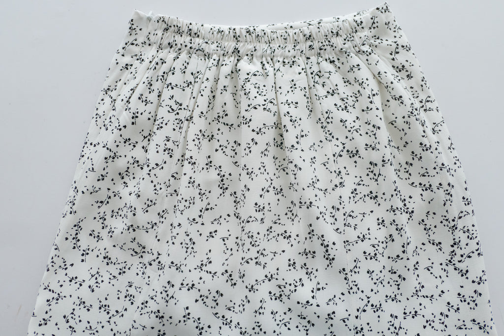 Shadow fishtail 影子印花輕盈日常魚尾裙擺, Skirt/ SK8714 (mint sold out)