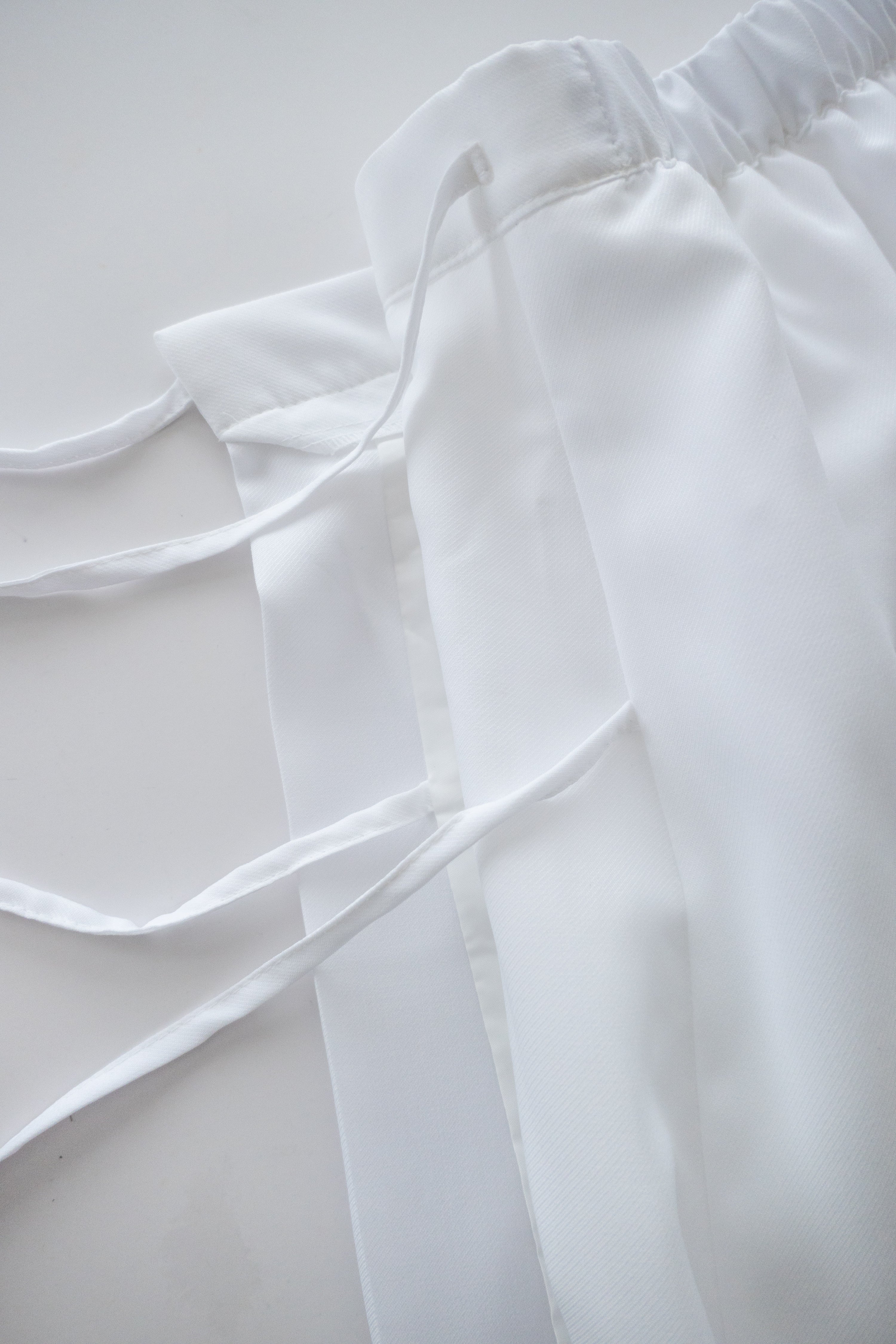 Ribbons Pleated 顯腰身內鈕扣質感雙蝴蝶結半身裙, Skirt/ SK8713