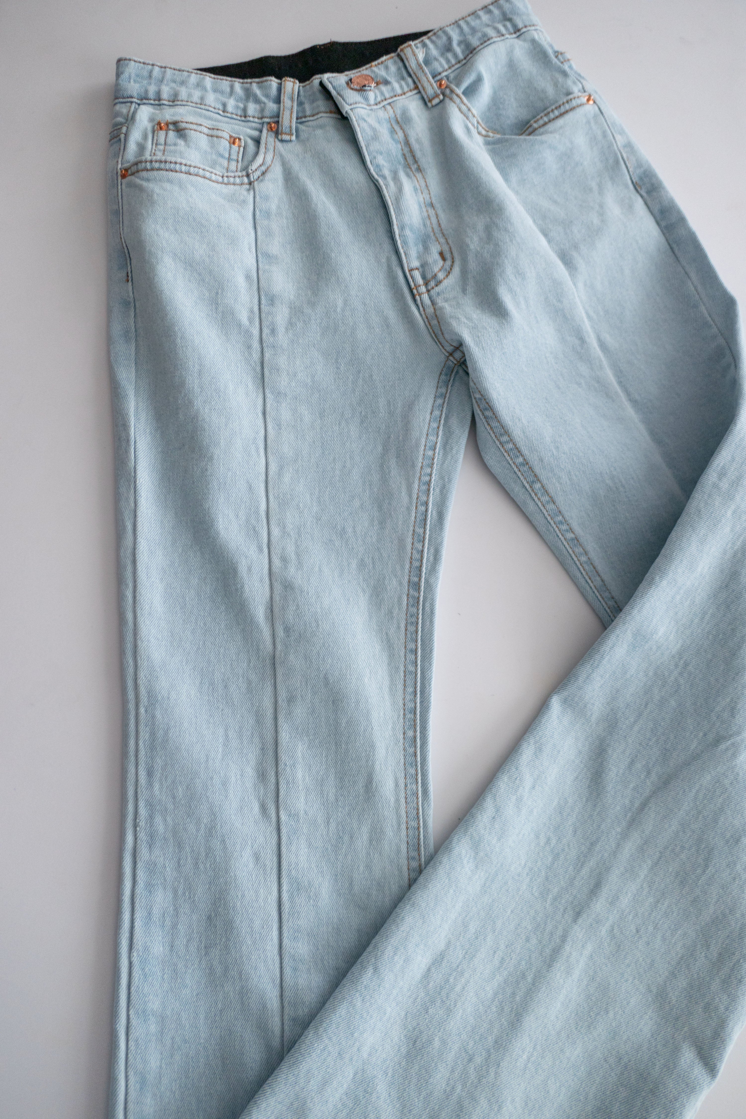 Light Jeans 全彈性修飾大腿開叉牛仔褲, Pants/ PT8388