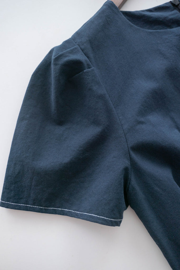 Navy Belle 沿邊車線腰身車褶顯瘦連身裙, Dress/ DS9265 (Navy Sold Out)