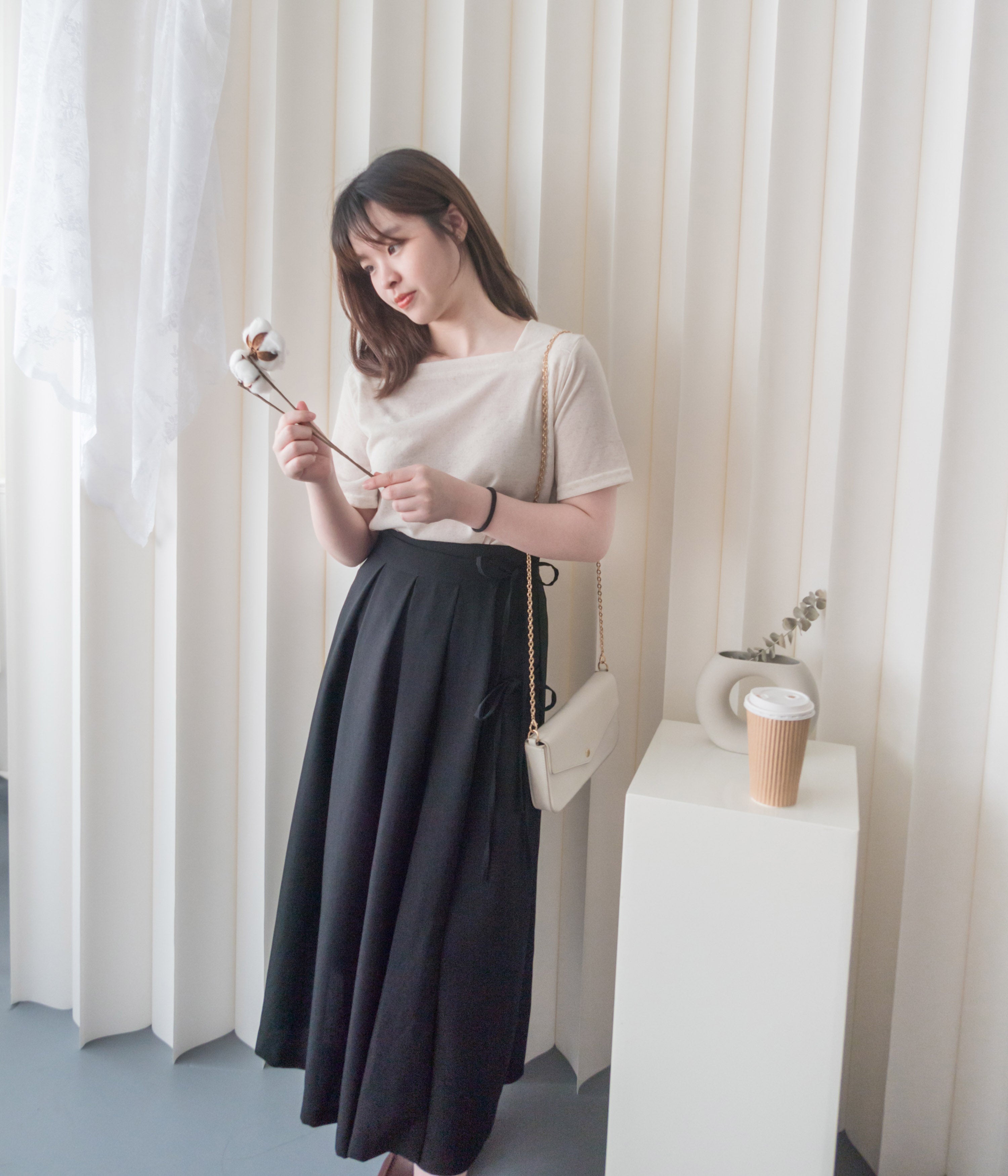 Ribbons Pleated 顯腰身內鈕扣質感雙蝴蝶結半身裙, Skirt/ SK8713