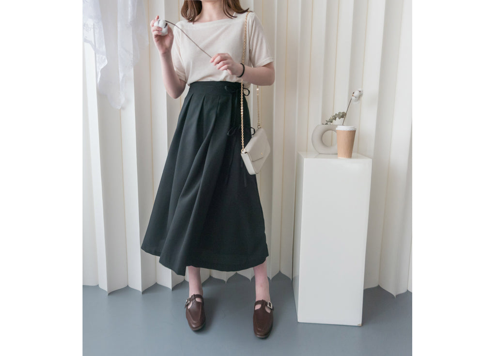 Ribbons Pleated 顯腰身內鈕扣質感雙蝴蝶結半身裙, Skirt/ SK8713