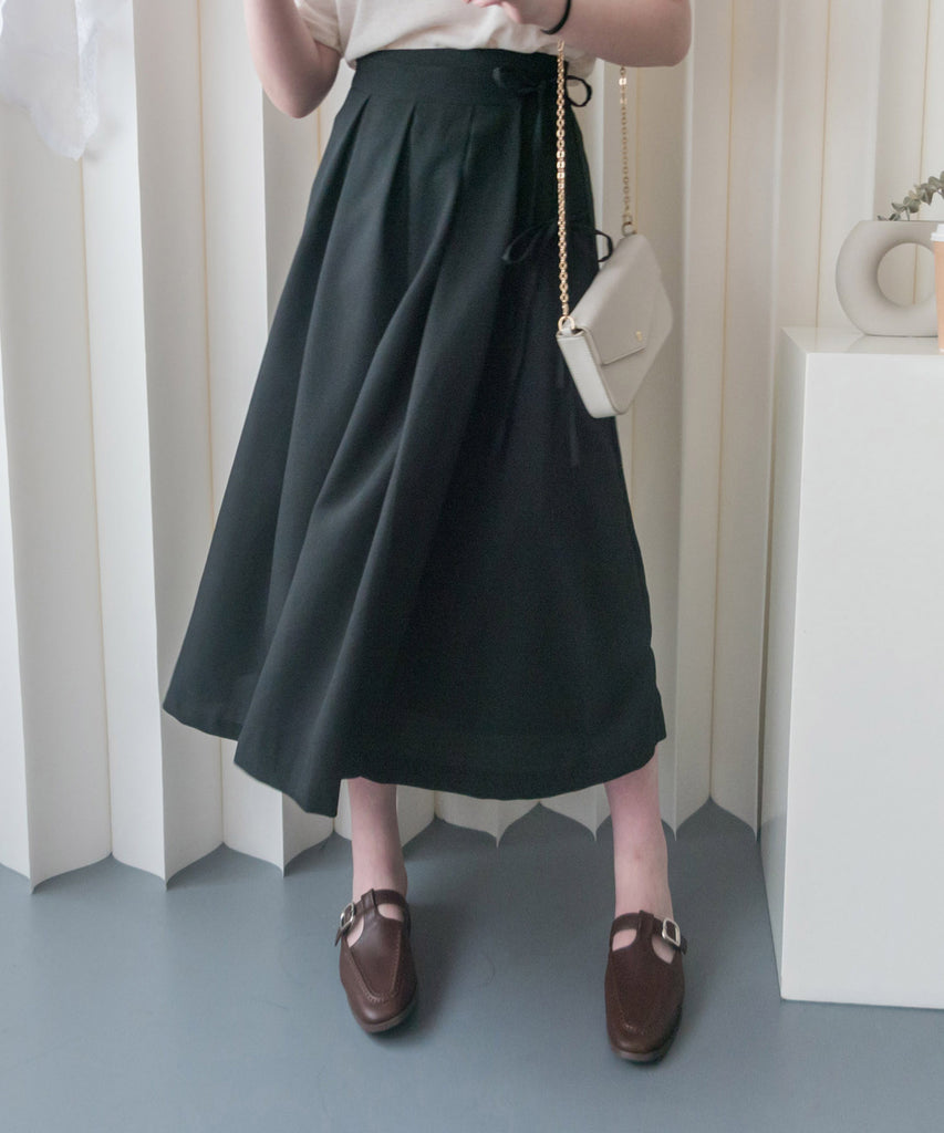 Ribbons Pleated 顯腰身內鈕扣質感雙蝴蝶結半身裙, Skirt/ SK8713