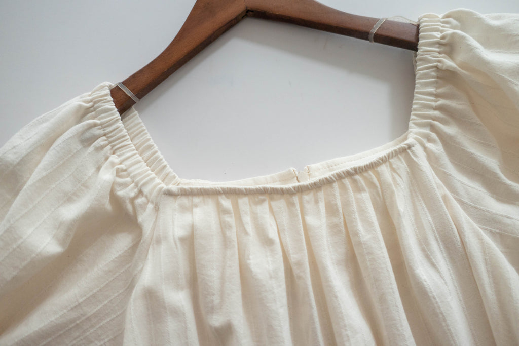 Ivory 復古優雅平領不貼直身條紋連身裙, Dress/ DS9262