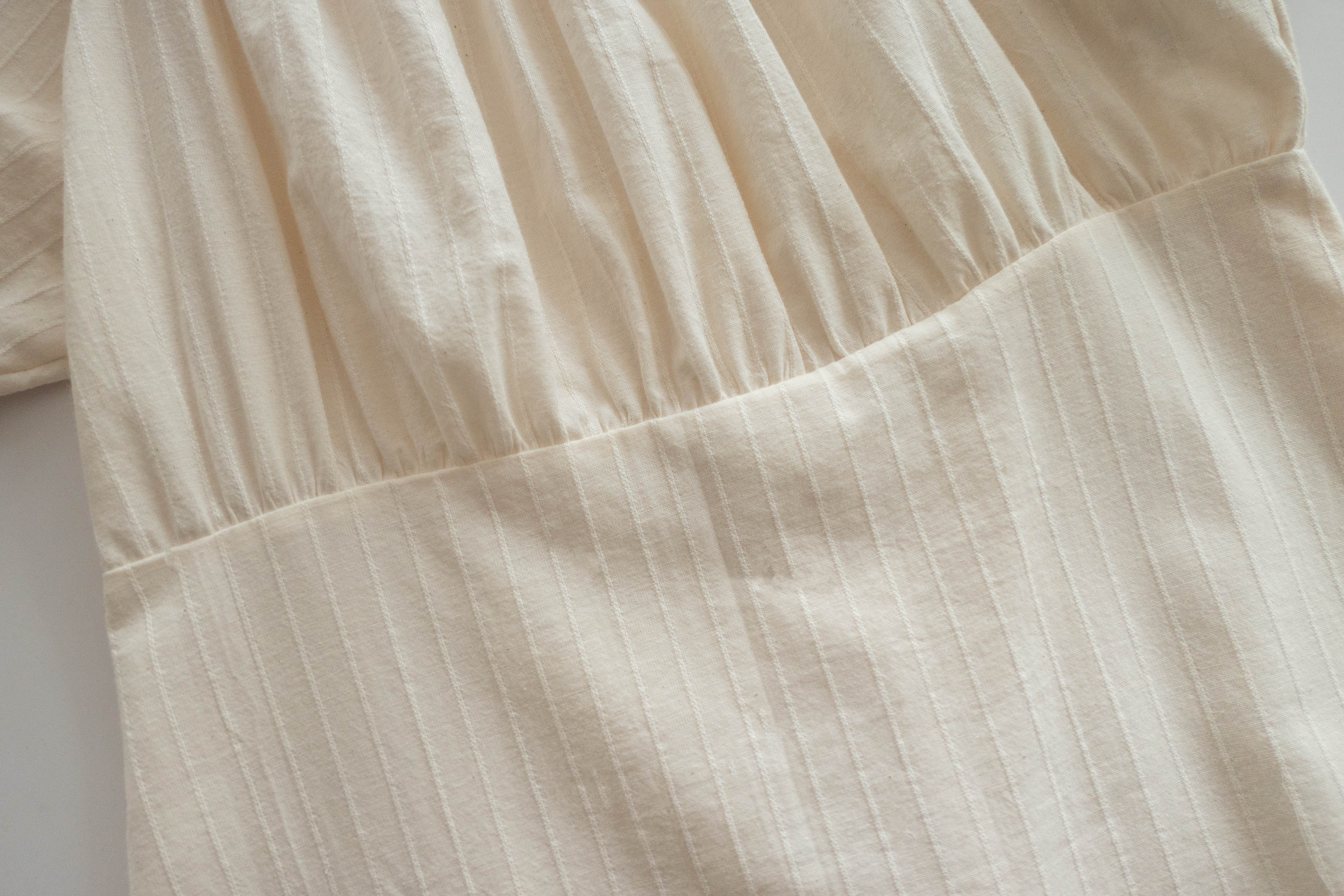 Ivory 復古優雅平領不貼直身條紋連身裙, Dress/ DS9262