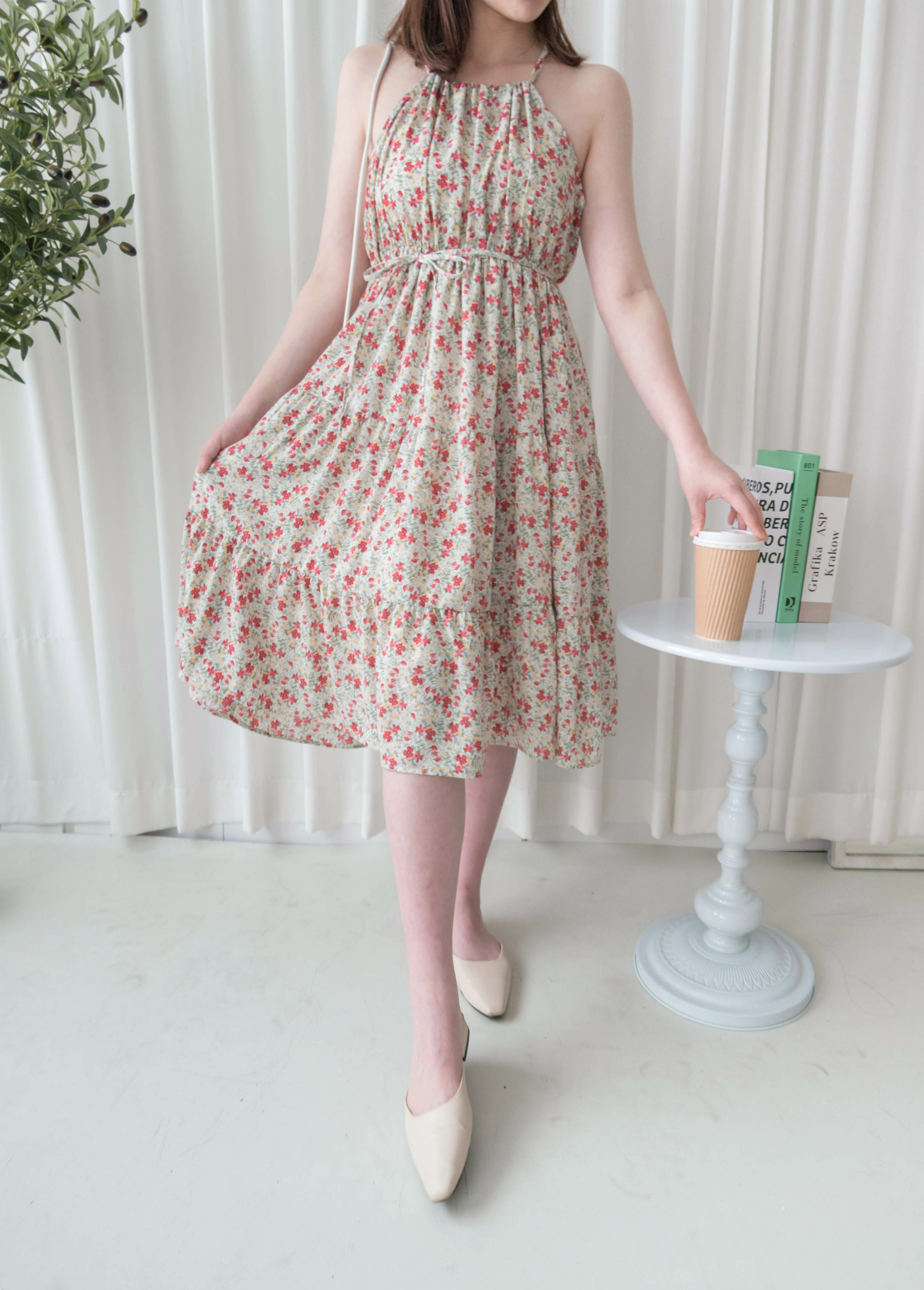 Pastel Floral 垂感淡彩可調入膊後蝴蝶飄逸裙擺, Dress/ DS9268