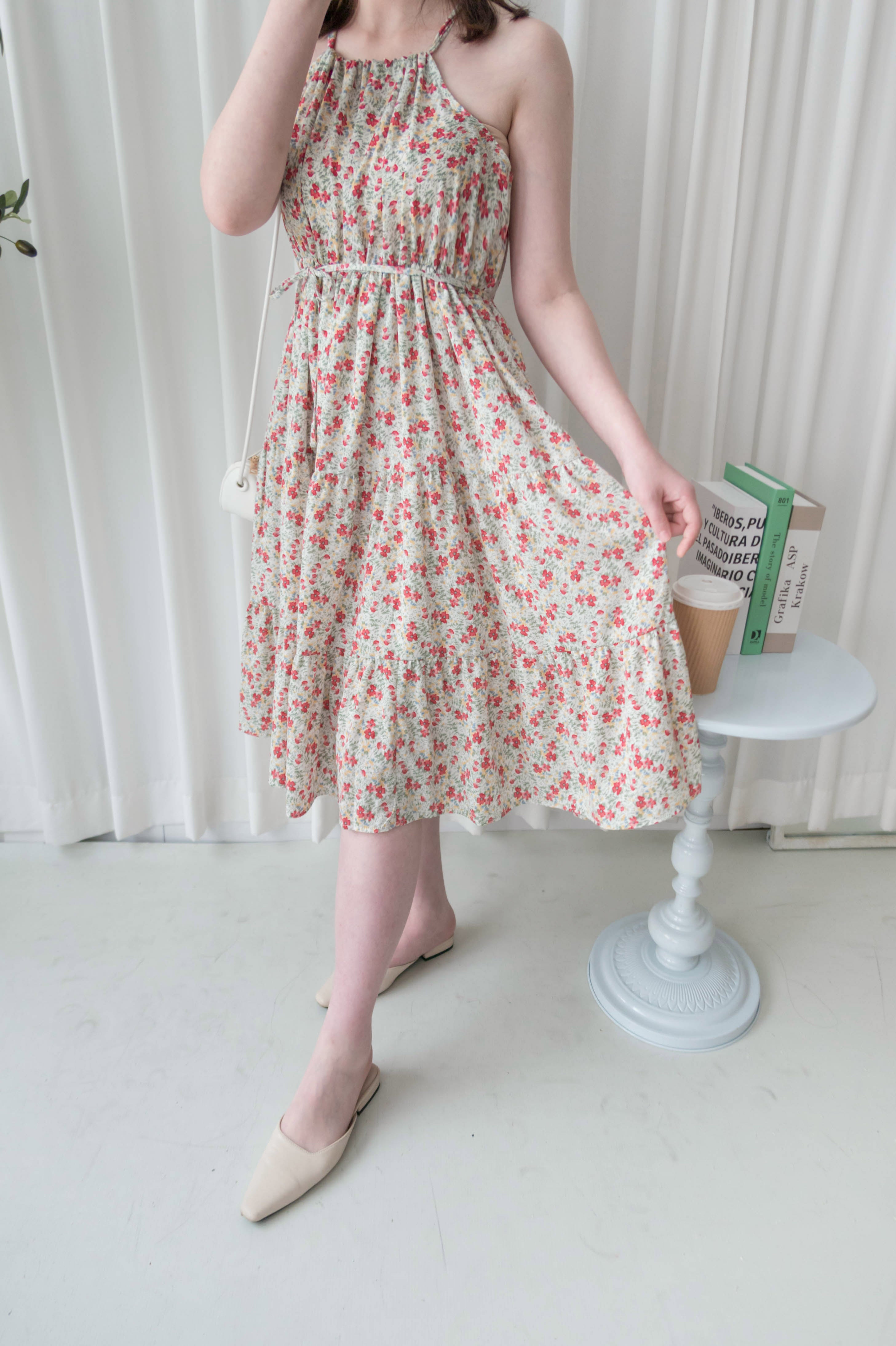 Pastel Floral 垂感淡彩可調入膊後蝴蝶飄逸裙擺, Dress/ DS9268