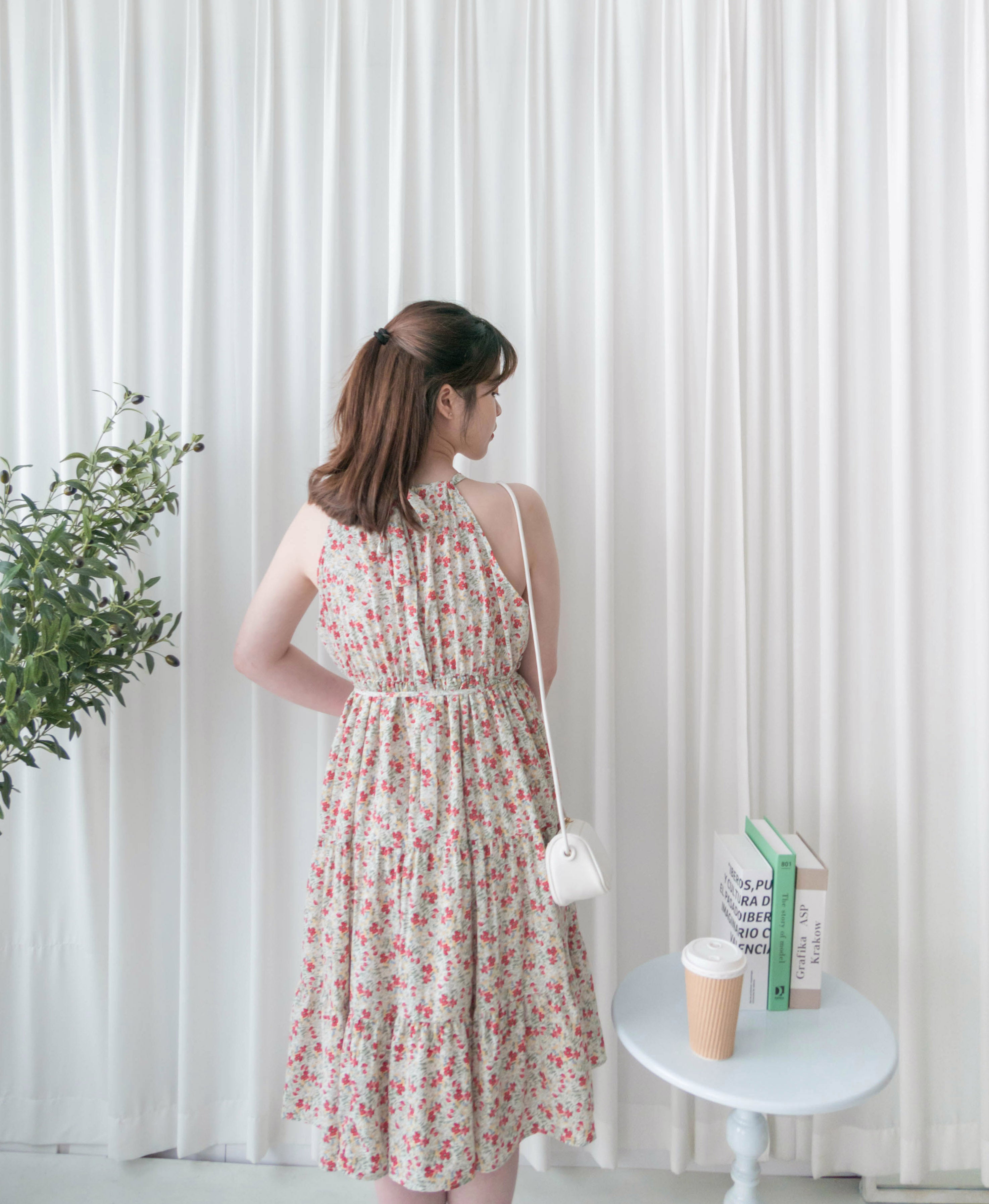 Pastel Floral 垂感淡彩可調入膊後蝴蝶飄逸裙擺, Dress/ DS9268