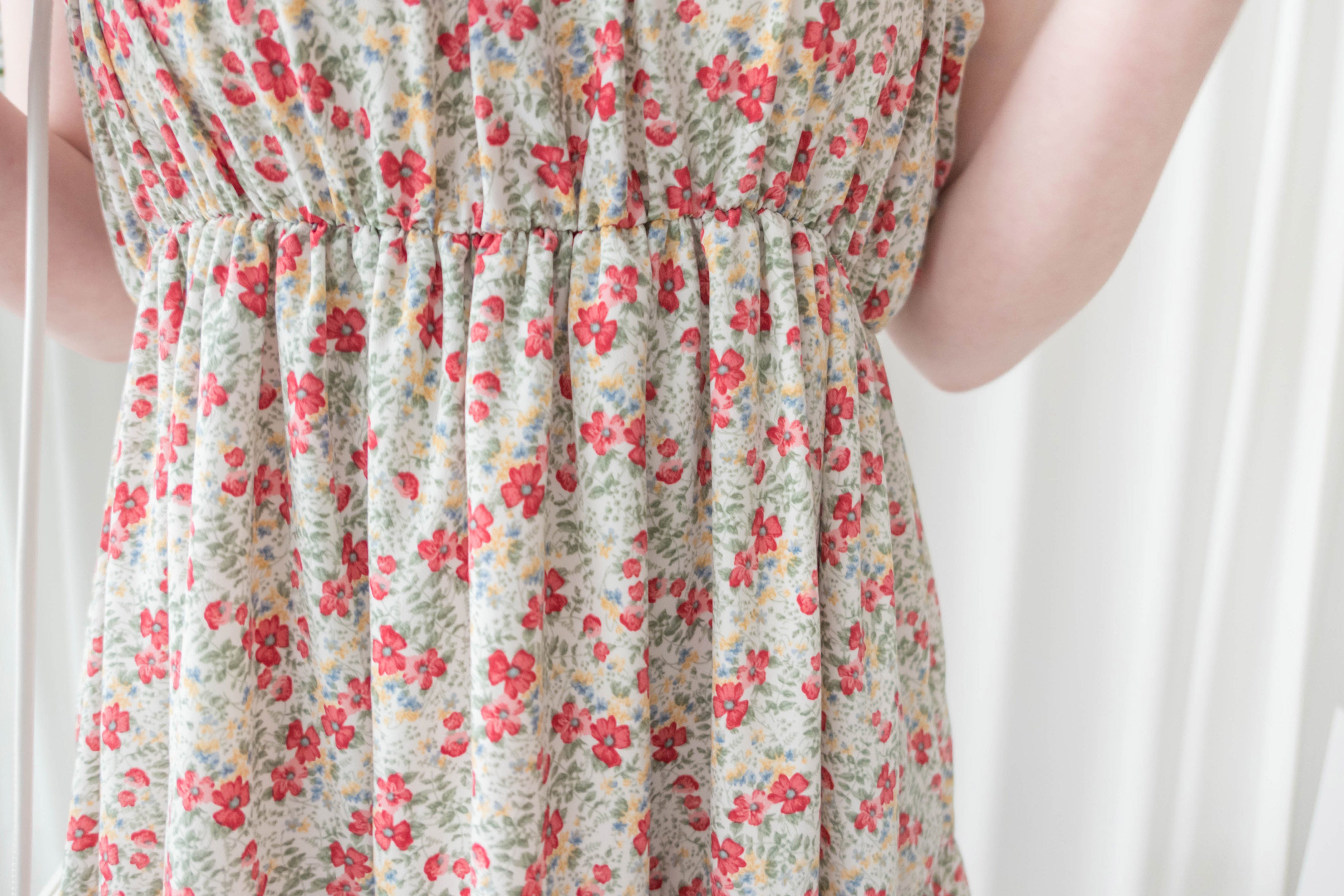 Pastel Floral 垂感淡彩可調入膊後蝴蝶飄逸裙擺, Dress/ DS9268
