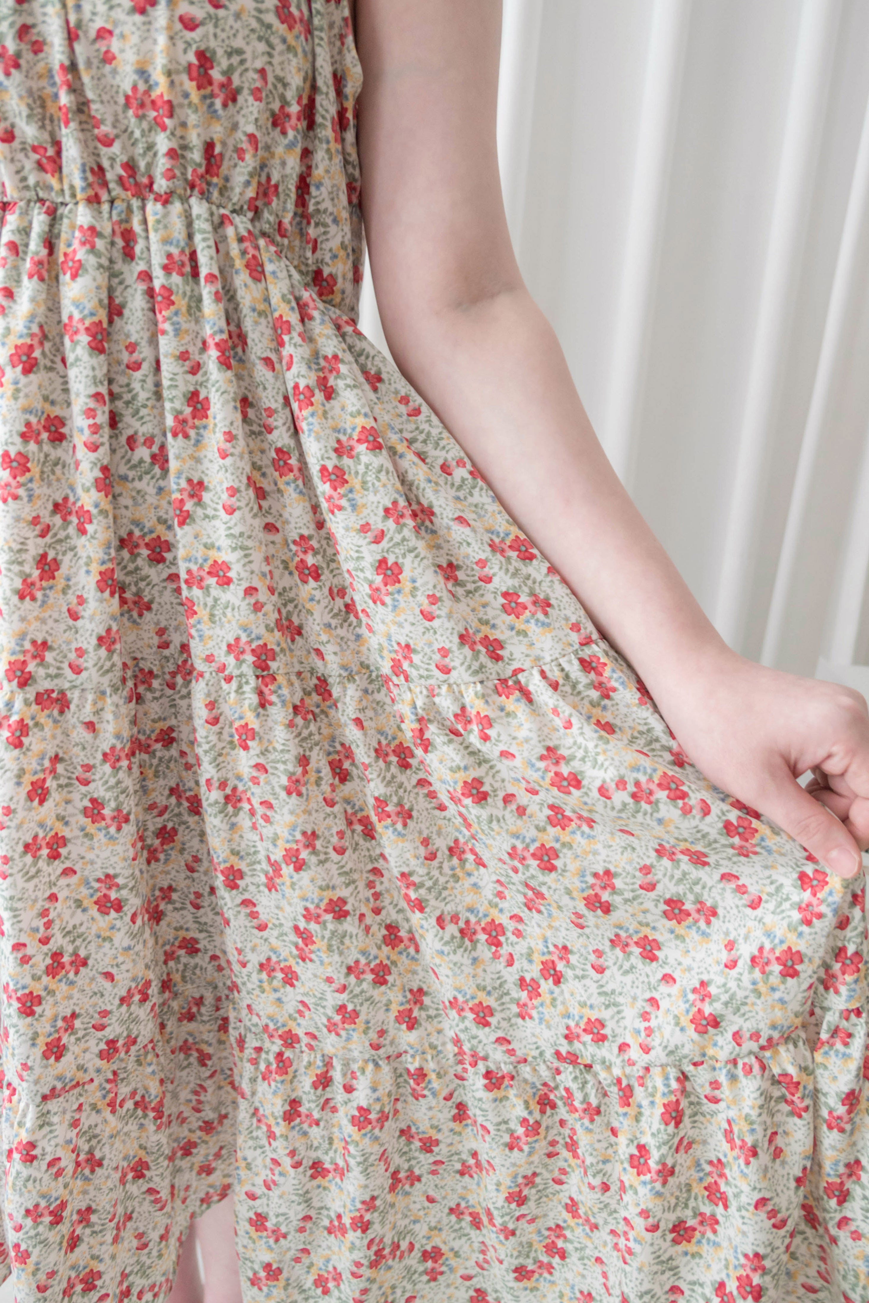 Pastel Floral 垂感淡彩可調入膊後蝴蝶飄逸裙擺, Dress/ DS9268