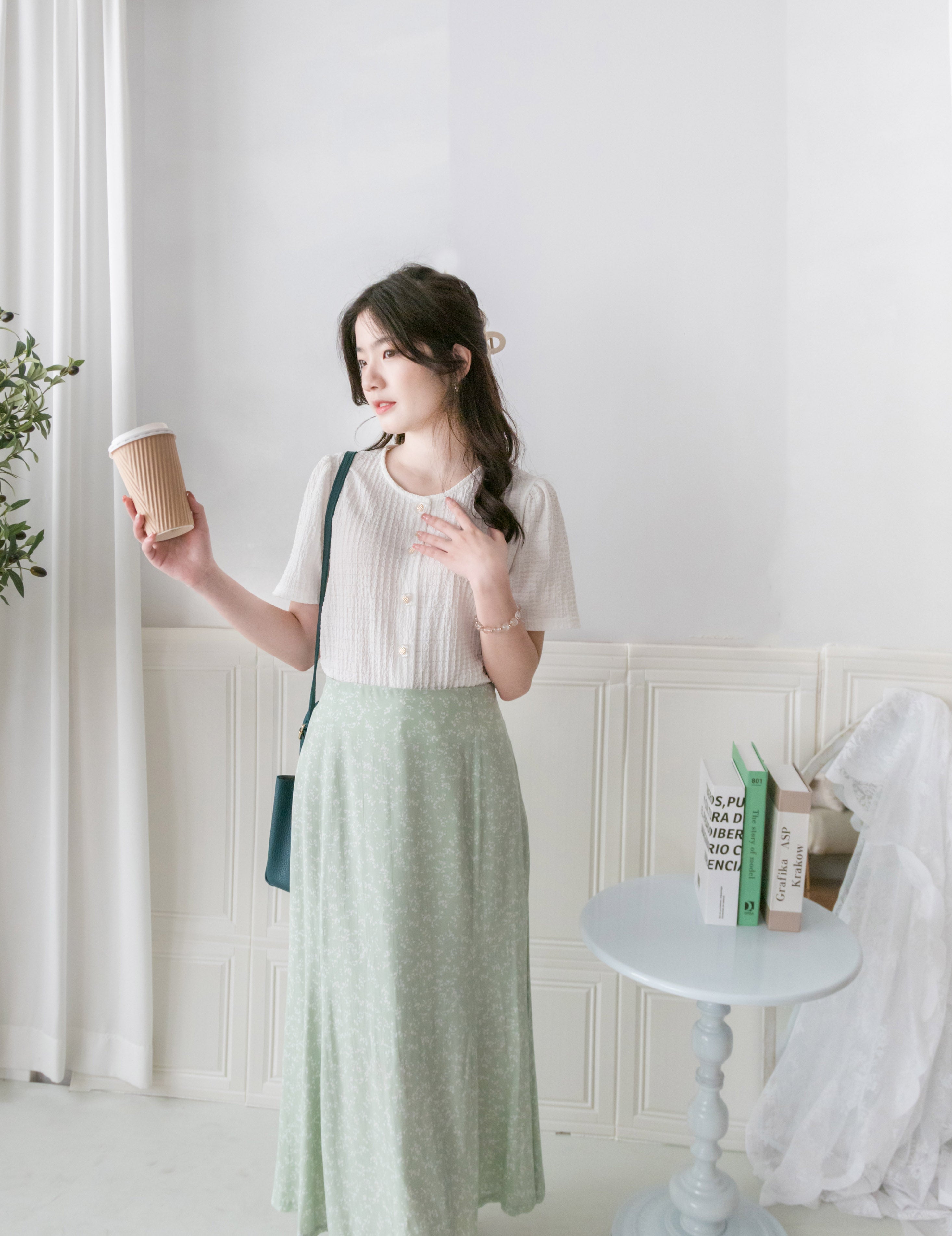 Shadow fishtail 影子印花輕盈日常魚尾裙擺, Skirt/ SK8714 (mint sold out)
