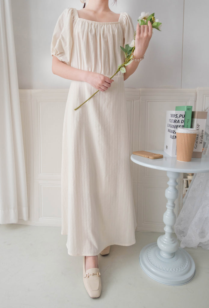 Ivory 復古優雅平領不貼直身條紋連身裙, Dress/ DS9262