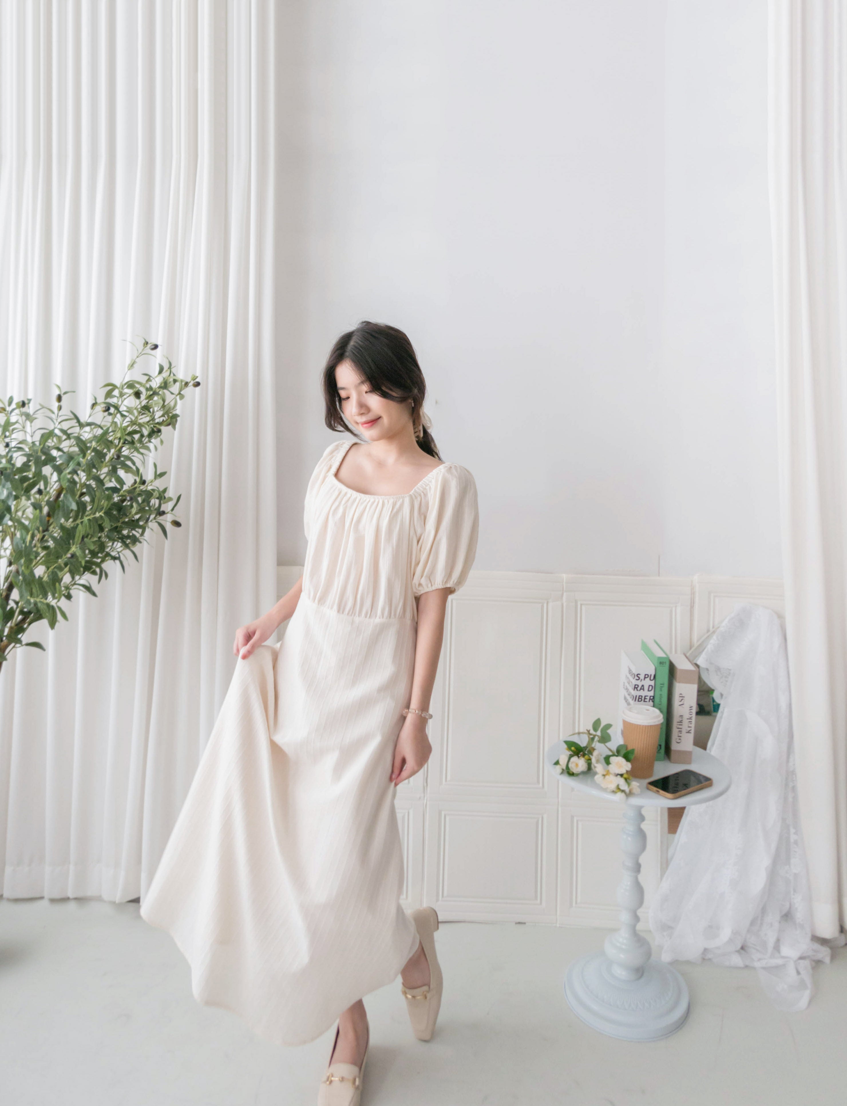 Ivory 復古優雅平領不貼直身條紋連身裙, Dress/ DS9262