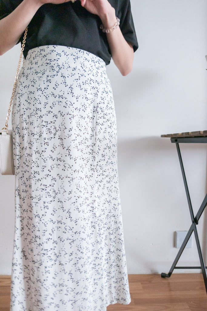 Shadow fishtail 影子印花輕盈日常魚尾裙擺, Skirt/ SK8714 (mint sold out)
