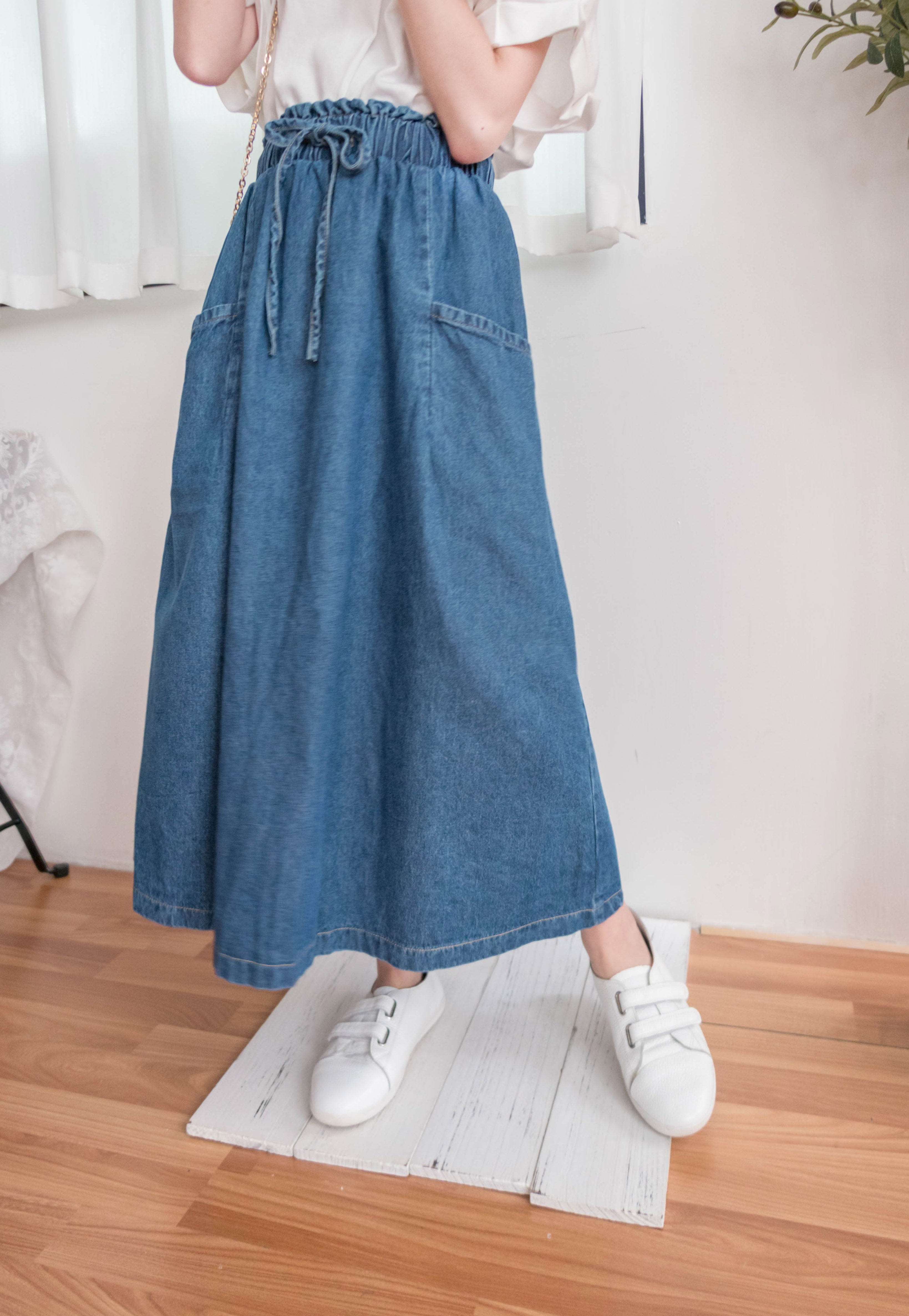 Ruffle Denim 斜口袋花邊橡筋微直牛仔裙, Skirt/ SK8729