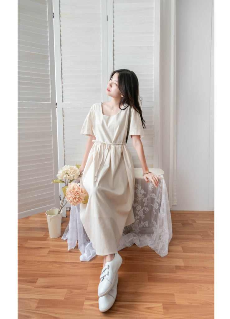 Beige 優雅隨性方領後背單排鈕扣, Dress/ DS9308