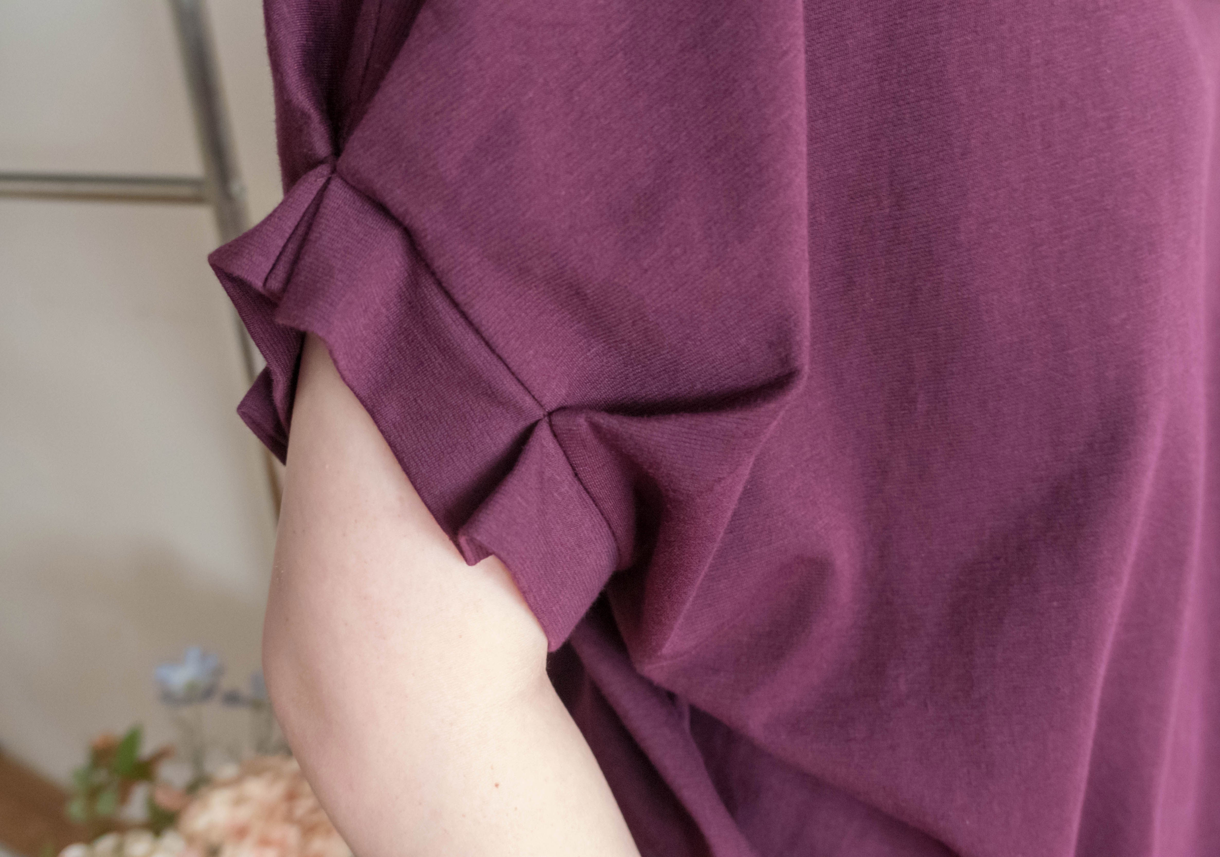 Pin Sleeve 棉質交疊V領花花袖上衣, Top/ BU8960 (white sold out)
