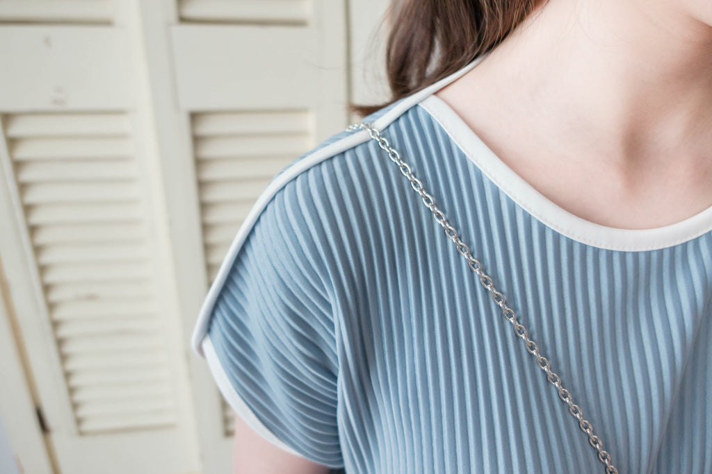 (BEIGE ONLY) Pleated Coco 輕優雅船領細百褶裙身闊鬆開叉, Dress/ DS9311