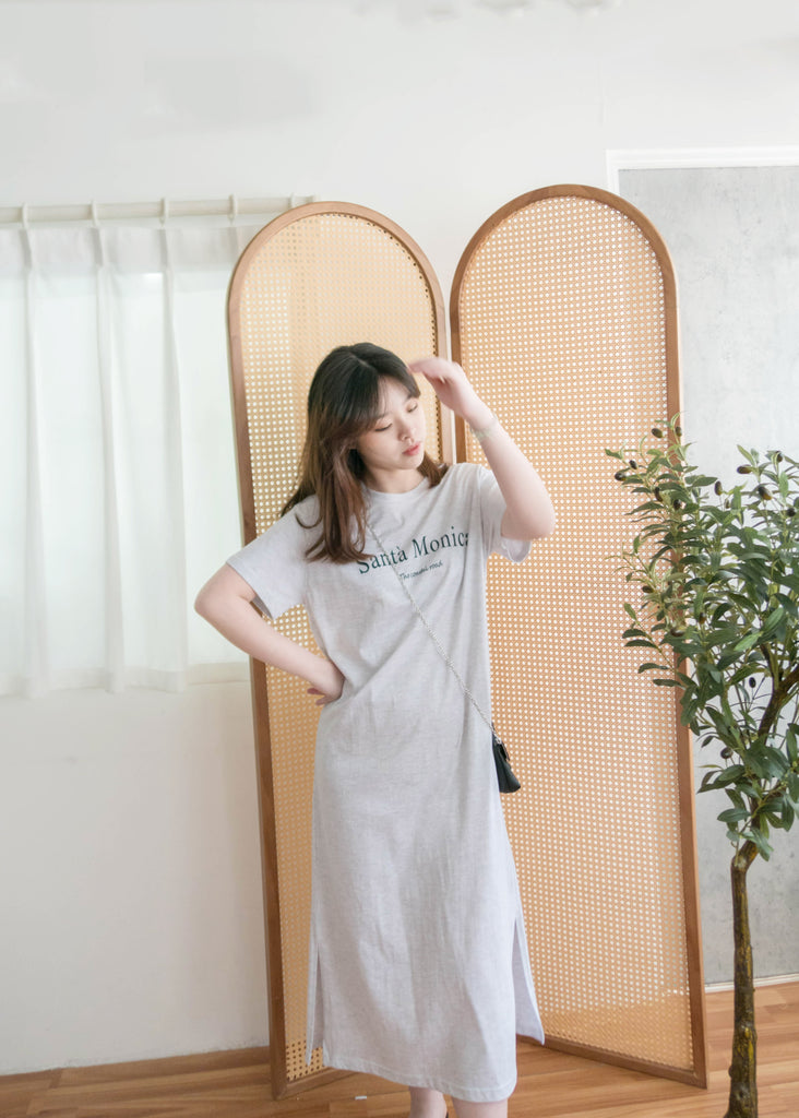 Monica Tee 簡約棉質文字寬鬆開叉長裙, Dress/ DS9307