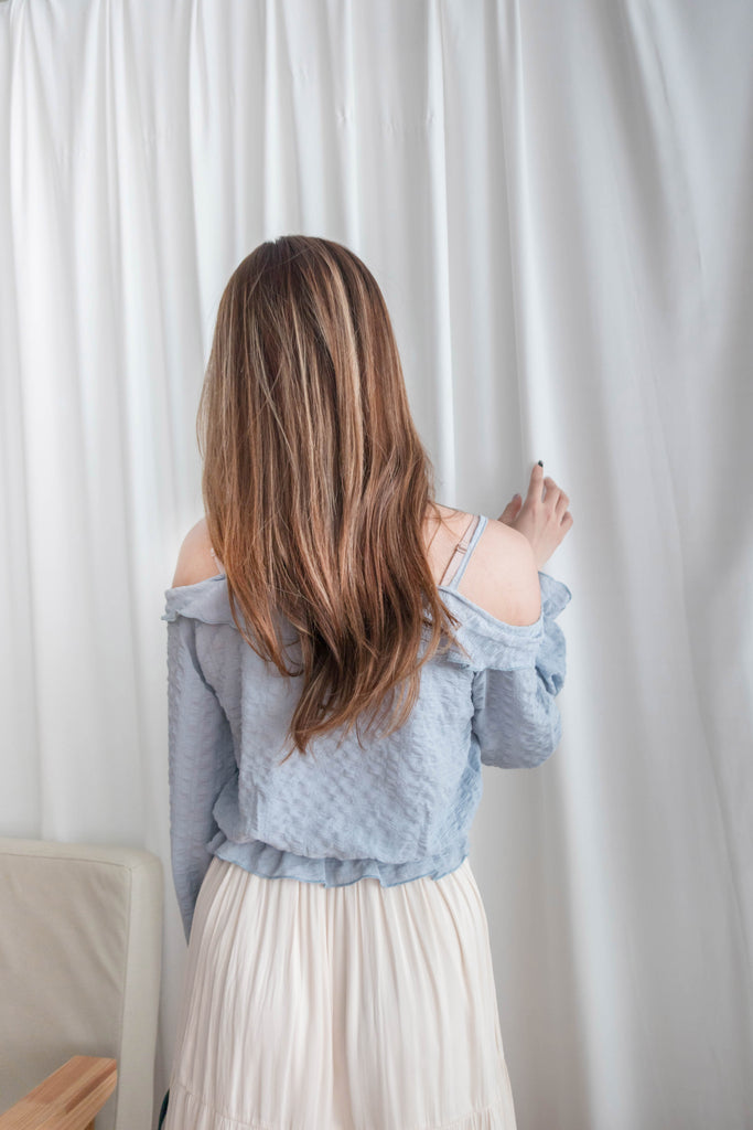 Ruffle Lady 荷葉邊仙氣短帶露肩上衣 ,Blouse/ BU8962 (lightblue sold out)
